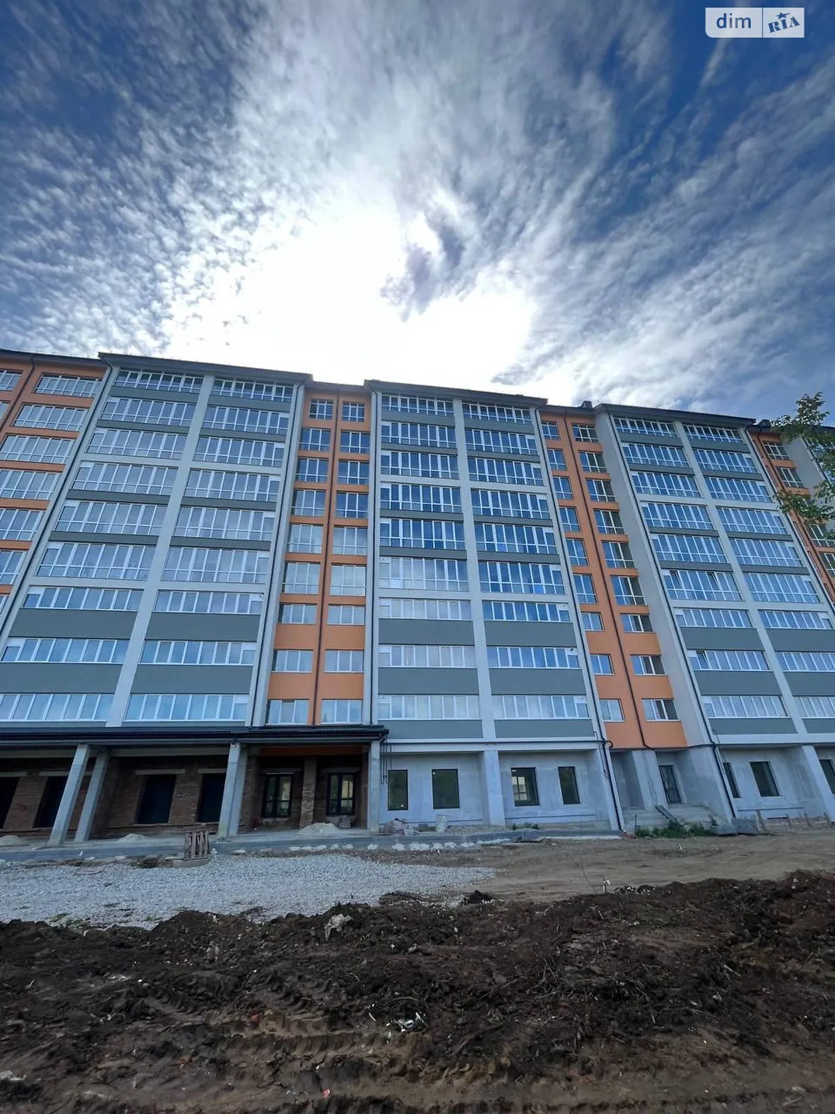 Продается 2-комнатная квартира 56 кв. м в Никитинцах, ул. Украинских Декабристов - фото 1