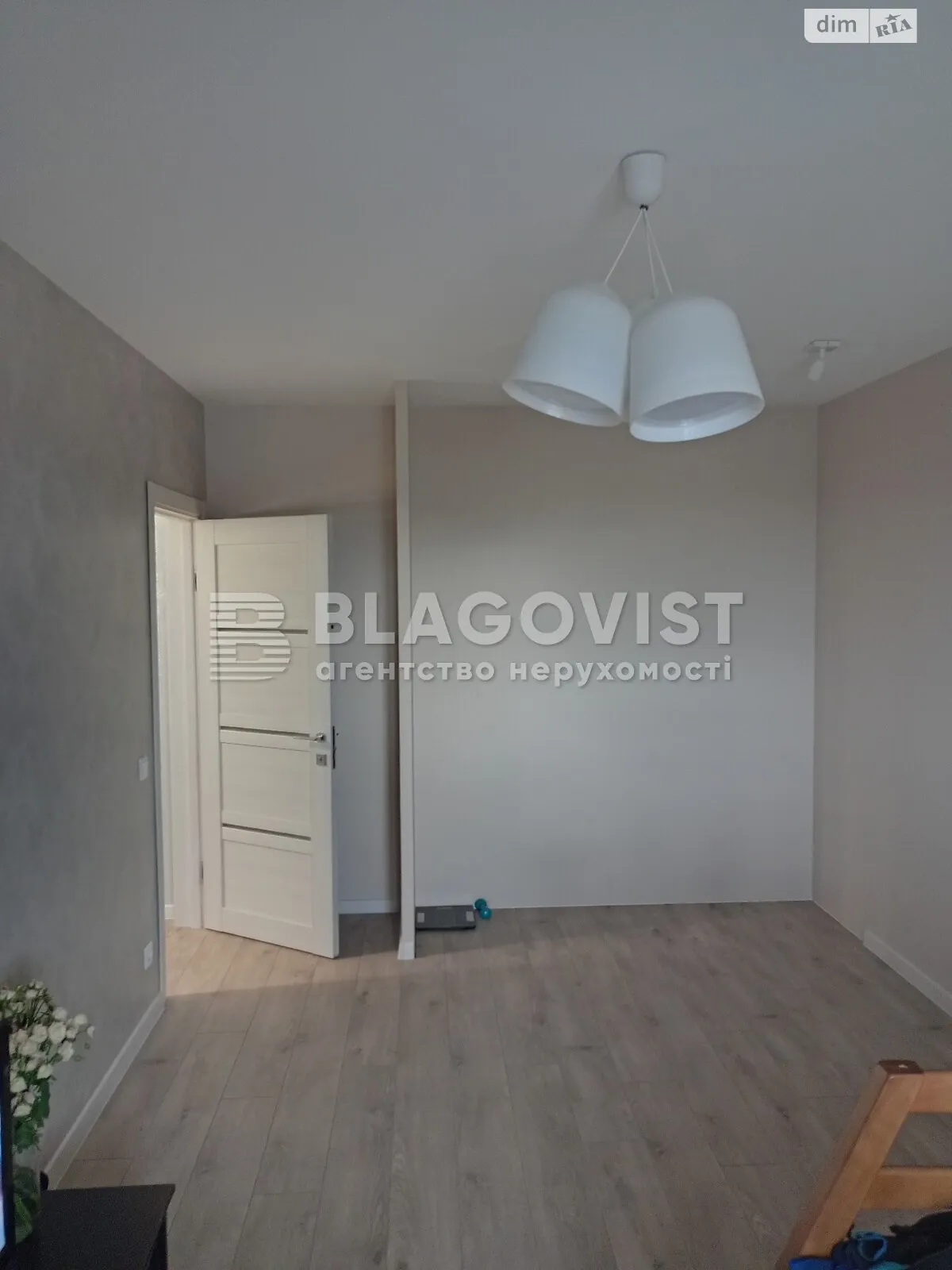 Продается 3-комнатная квартира 85.4 кв. м в Киеве, ул. Николая Гулака, 4 - фото 1