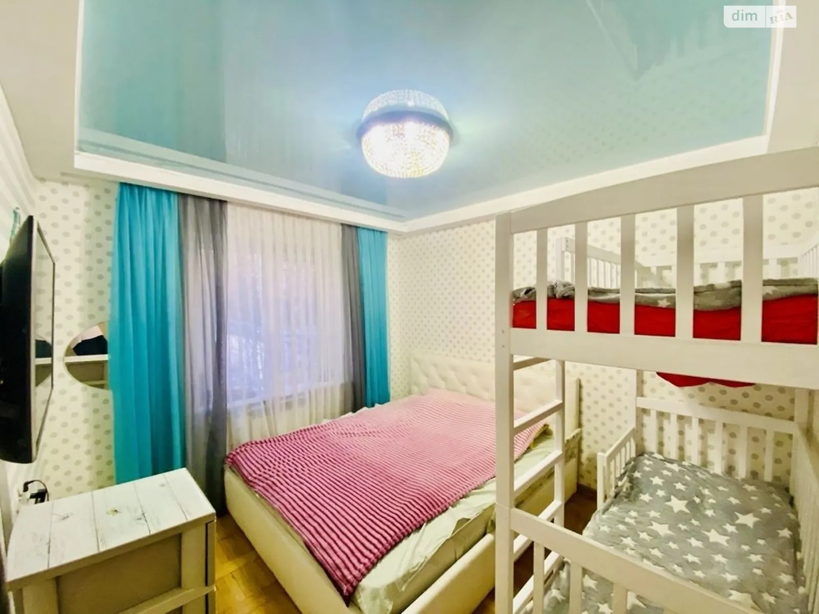 2-комнатная квартира 52 кв. м в Запорожье, ул. Светлая - фото 1