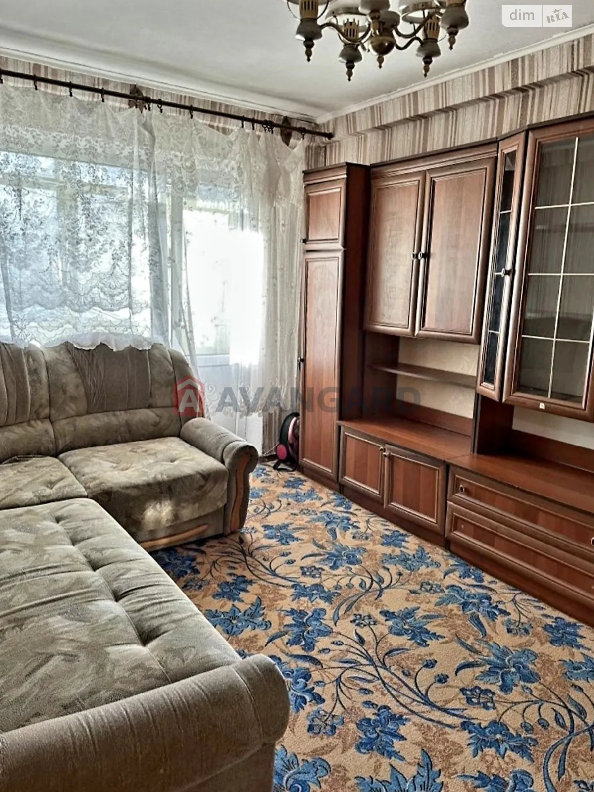 Продается 1-комнатная квартира 30 кв. м в Каменском, ул. Звенигородская - фото 1