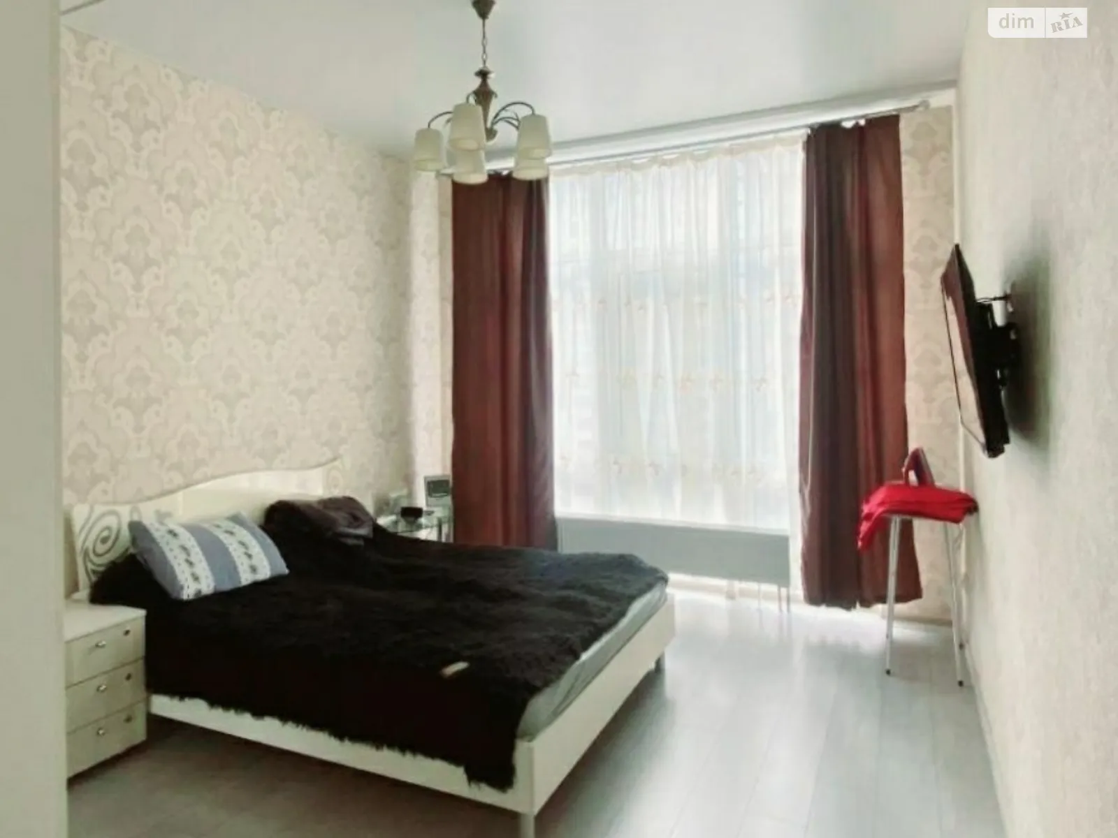 Продается 1-комнатная квартира 40 кв. м в Одессе, пер. Курортный, 1Б - фото 1