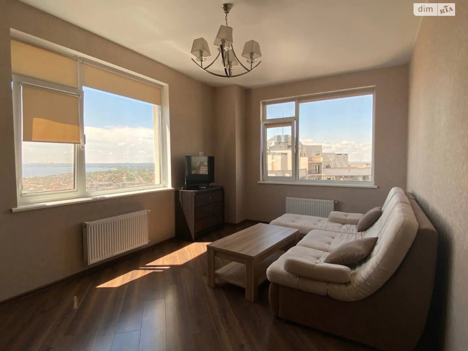 Продается 2-комнатная квартира 66 кв. м в Одессе, ул. Марсельская - фото 1