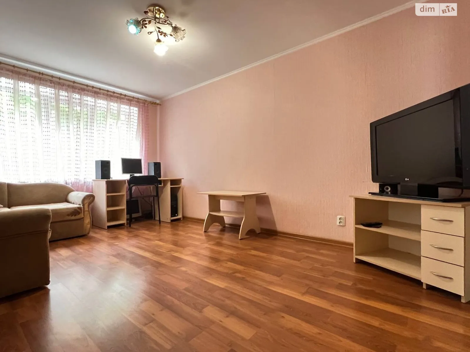 Сдается в аренду 2-комнатная квартира 48 кв. м в Ровно, цена: 8999 грн - фото 1