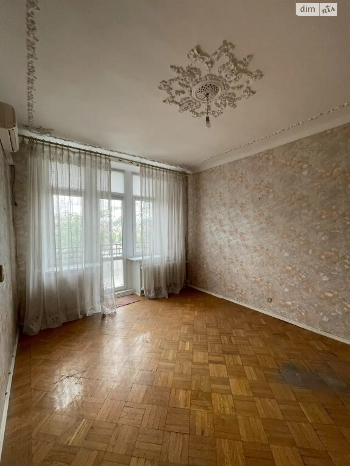 Продається 1-кімнатна квартира 65 кв. м у Одесі, вул. Софіївська, 5Б - фото 1