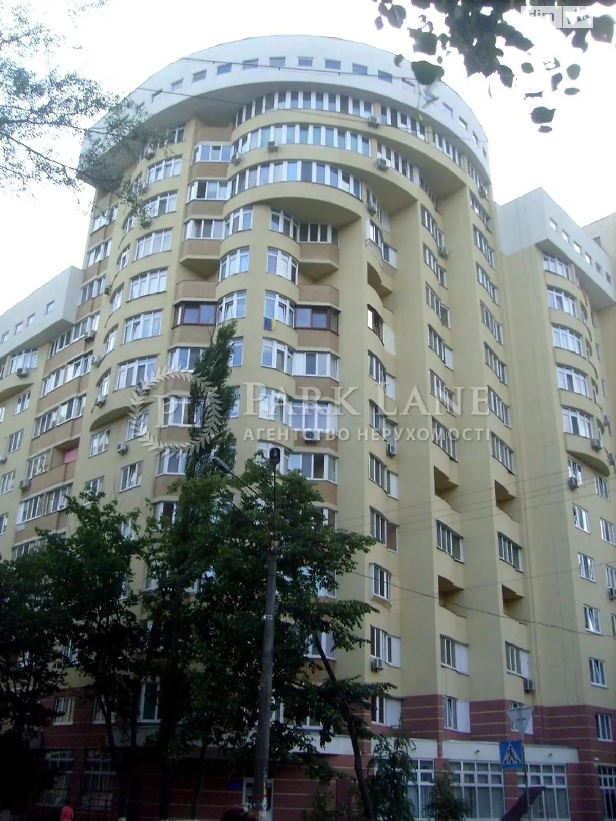 Продается 1-комнатная квартира 54 кв. м в Киеве, ул. Васильченко, 3 - фото 1