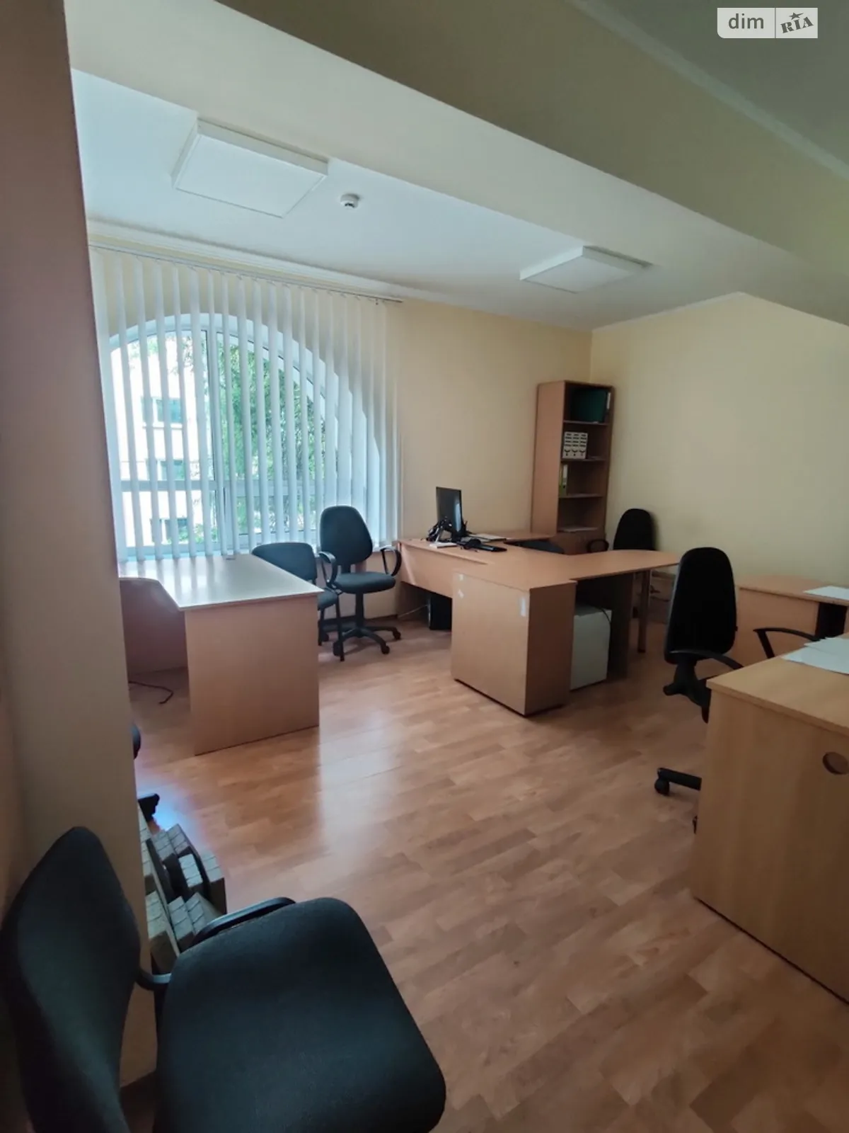 Продается офис 1022 кв. м в бизнес-центре - фото 2