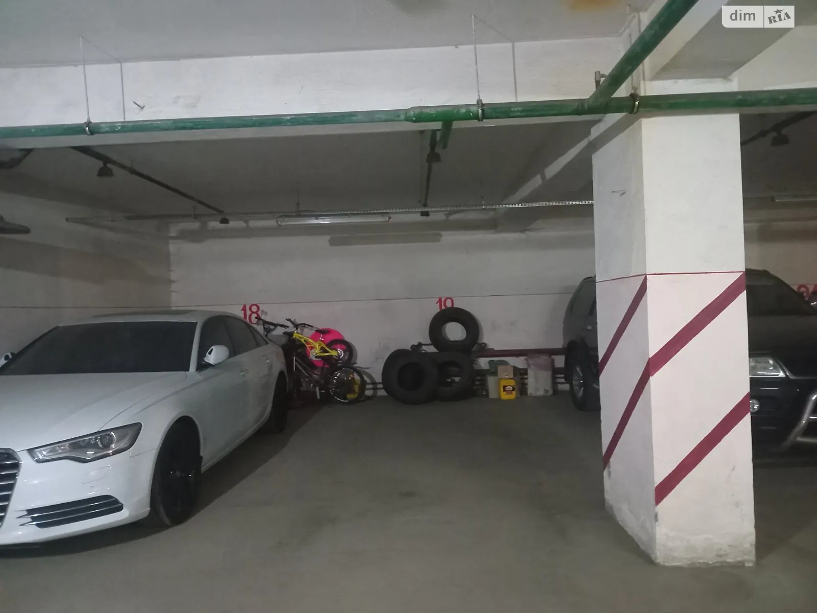 Продается подземный паркинг под легковое авто на 14 кв. м, цена: 15900 $ - фото 1