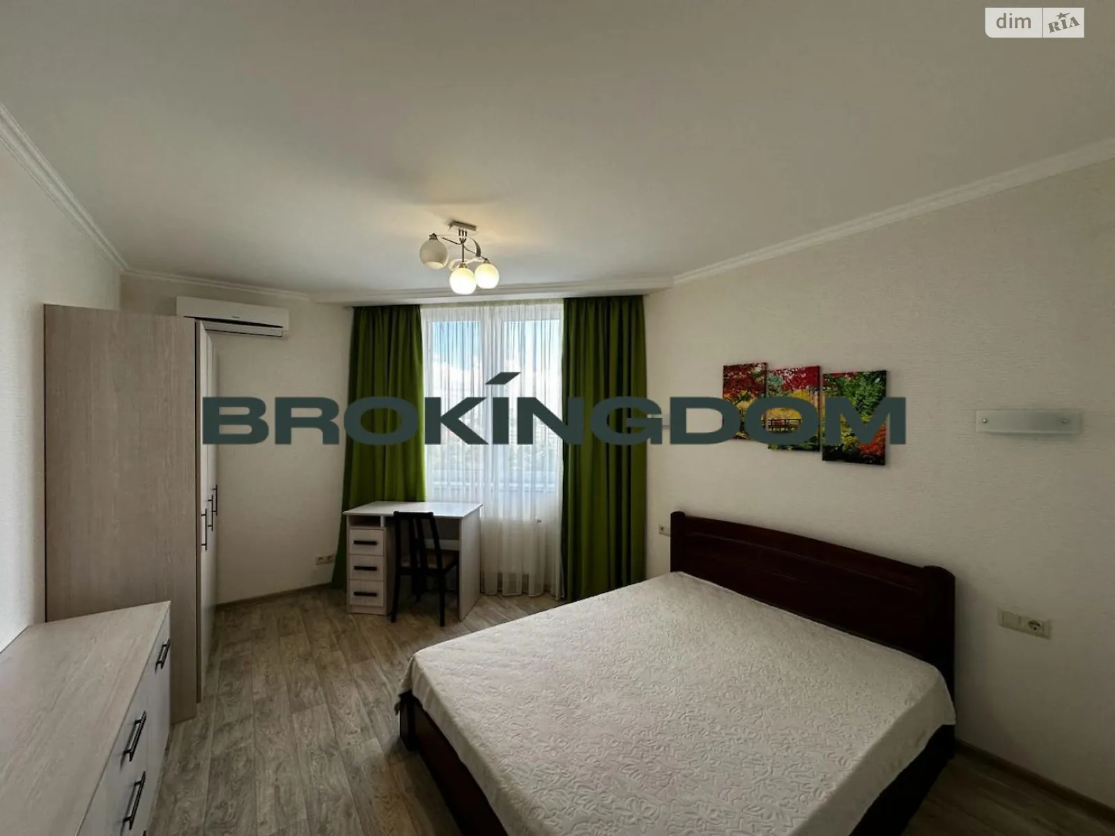 Продается 3-комнатная квартира 104 кв. м в Киеве, ул. Рижская - фото 1