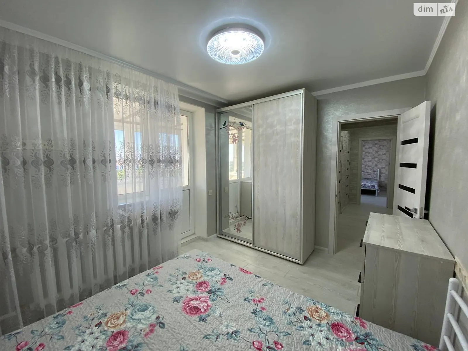 Продается 3-комнатная квартира 67 кв. м в Черноморске, цена: 57000 $ - фото 1