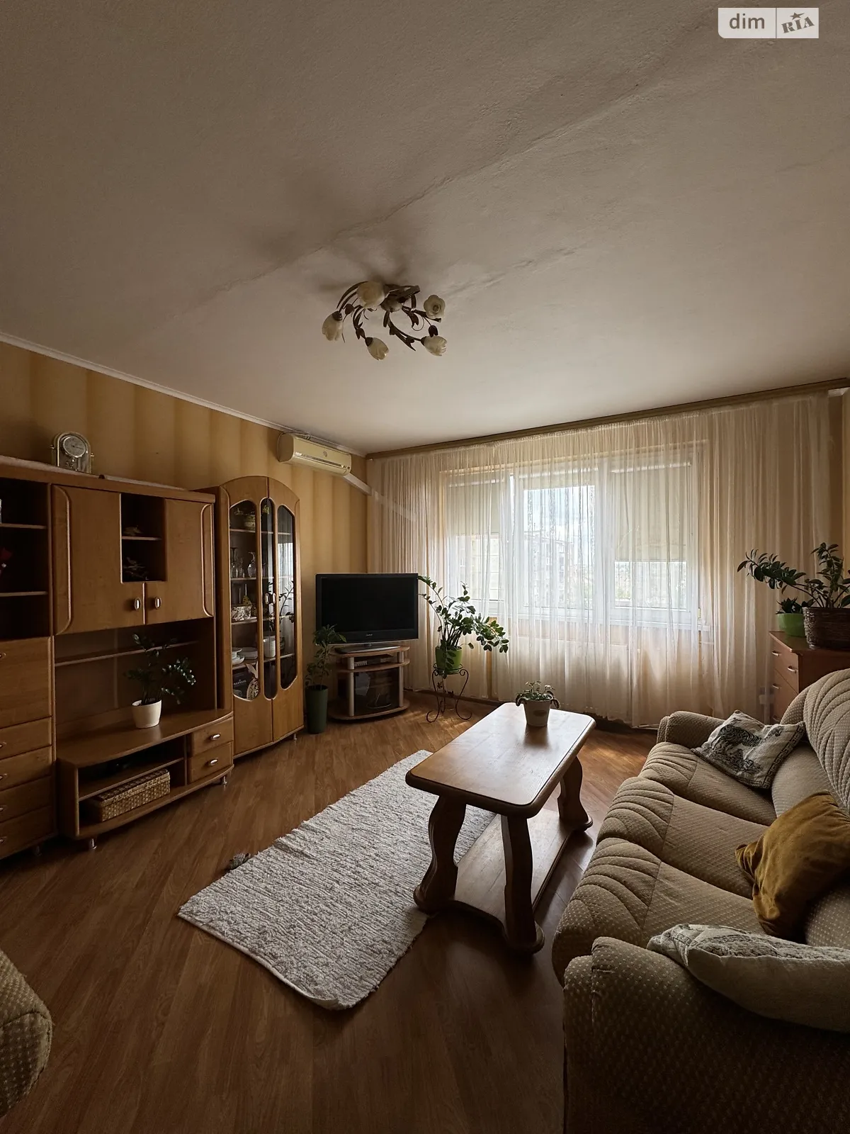 Продается 3-комнатная квартира 72.8 кв. м в Ужгороде, ул. Свободы Генерала, 5 - фото 1