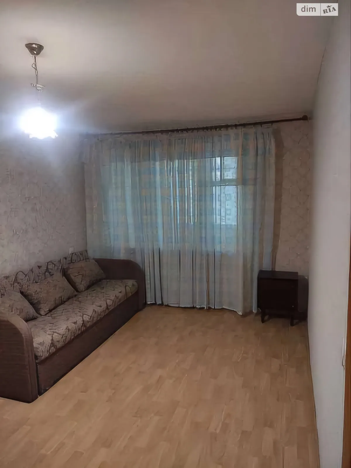 Продается 1-комнатная квартира 42 кв. м в Одессе, ул. Космонавта Комарова - фото 1