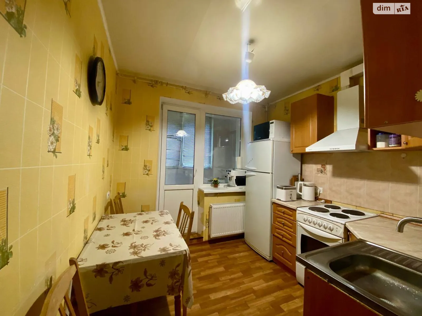 Продается 1-комнатная квартира 40 кв. м в Днепре, ул. Дмитрия Кедрина, 47 - фото 1