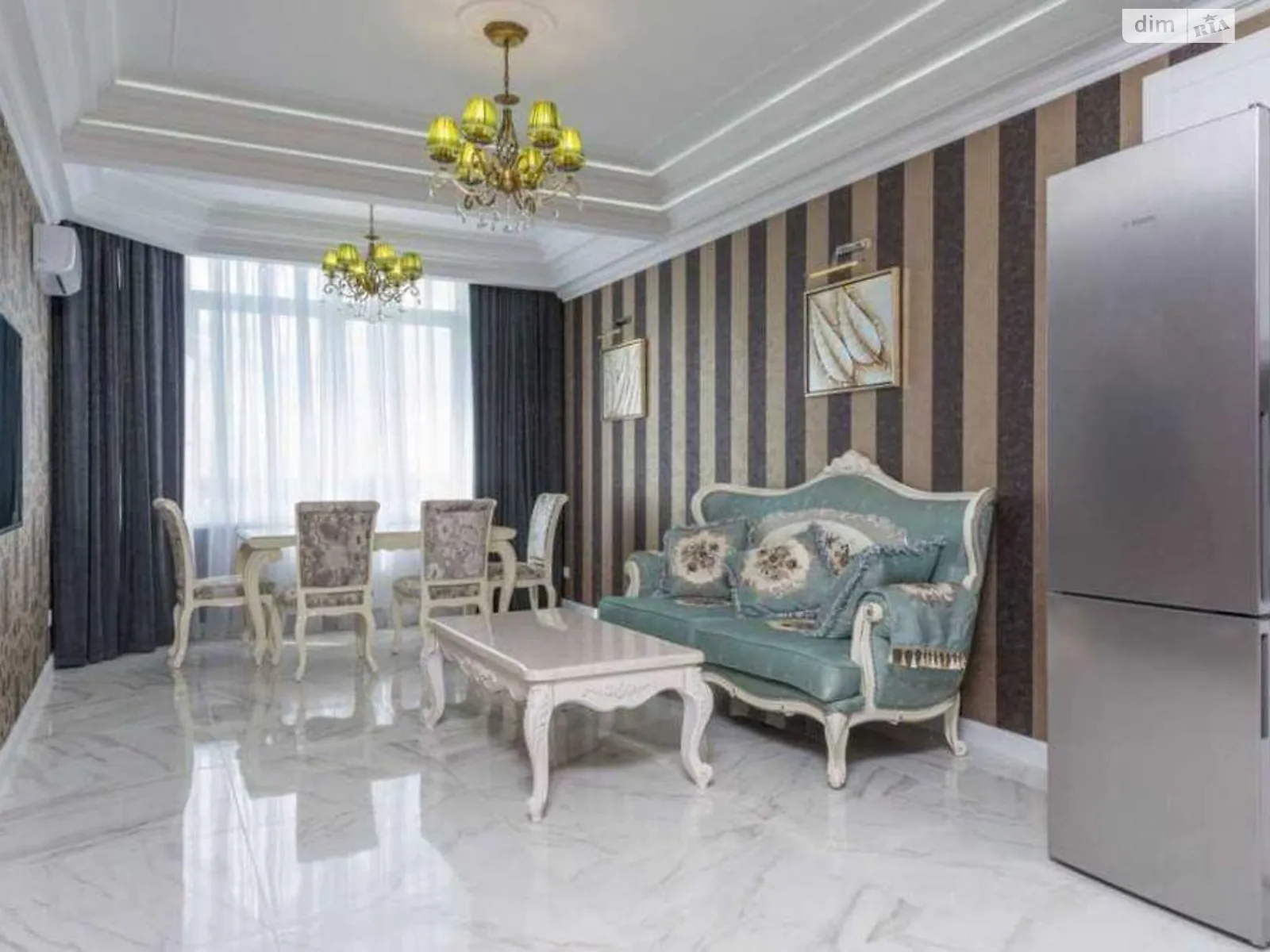 Продается 2-комнатная квартира 55 кв. м в Киеве, ул. Коновальца Евгения, 34А - фото 1