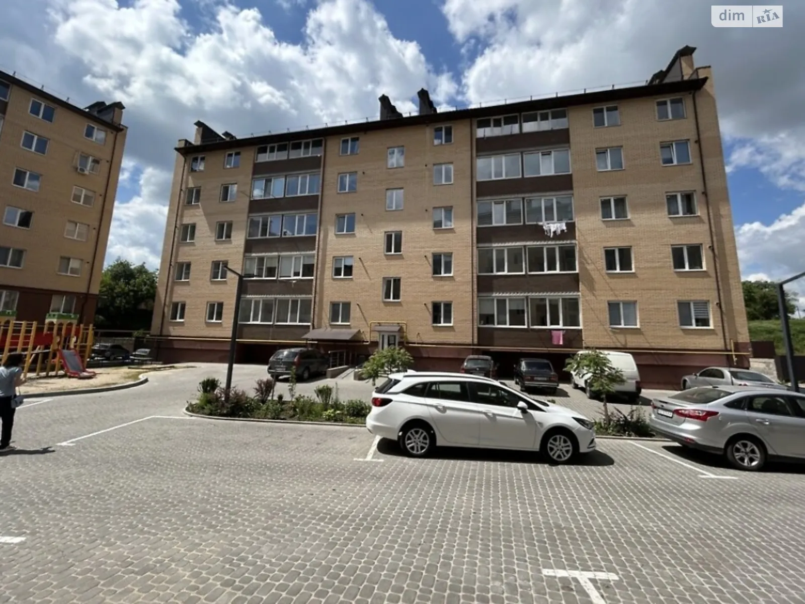 Продается 1-комнатная квартира 40 кв. м в Виннице, ул. Вишневая, 10 - фото 1