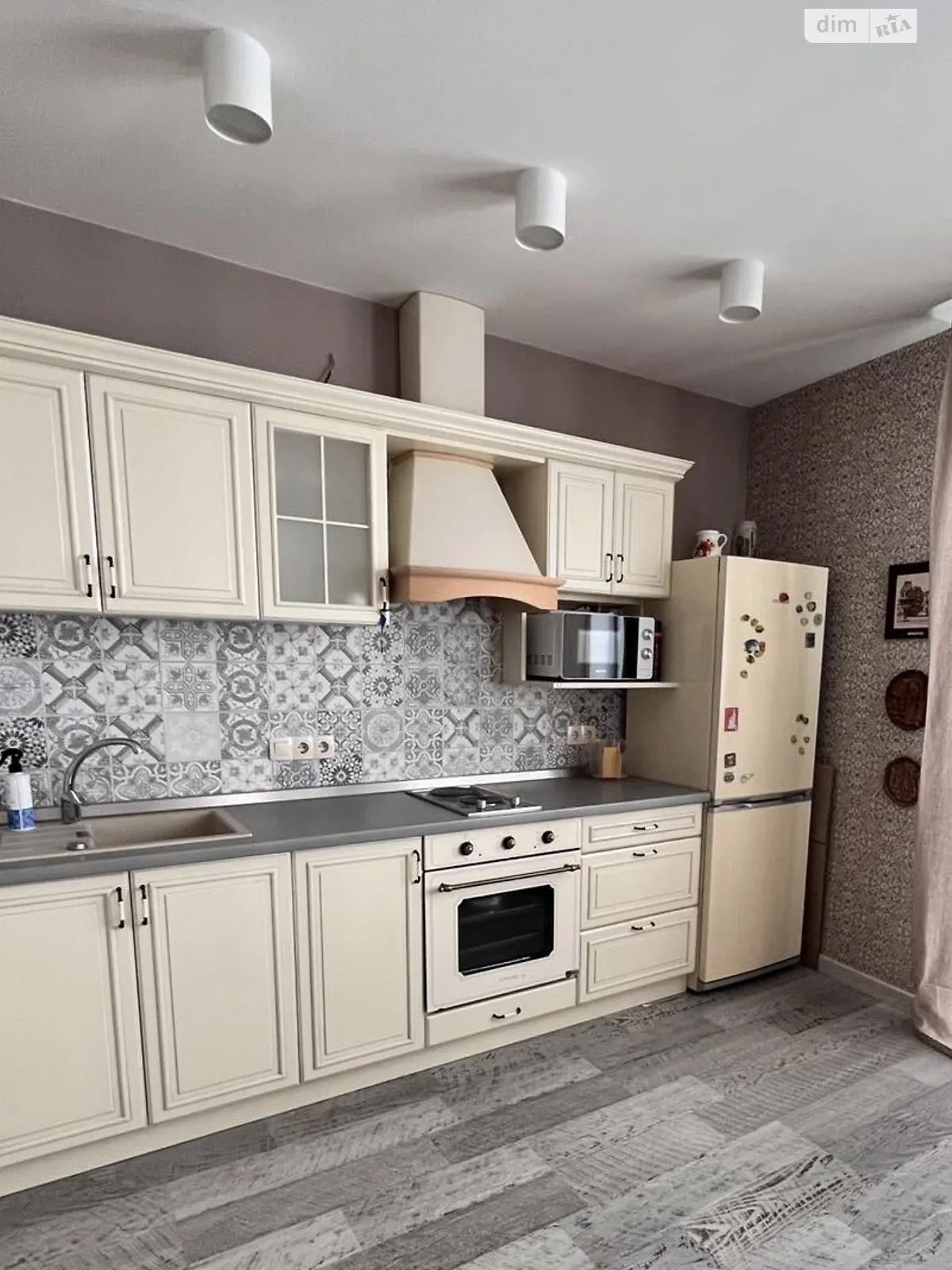 Продається 1-кімнатна квартира 38.9 кв. м у Києві, цена: 118000 $ - фото 1