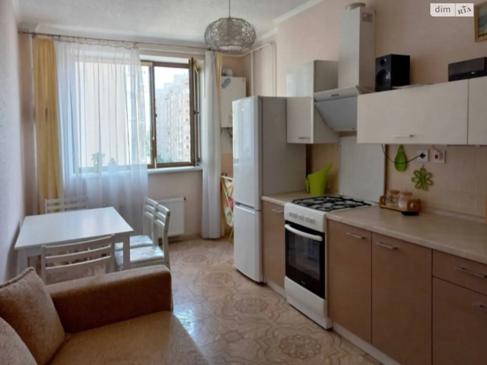 Продается 1-комнатная квартира 42 кв. м в Одессе, ул. Маршала Говорова, 10 - фото 1
