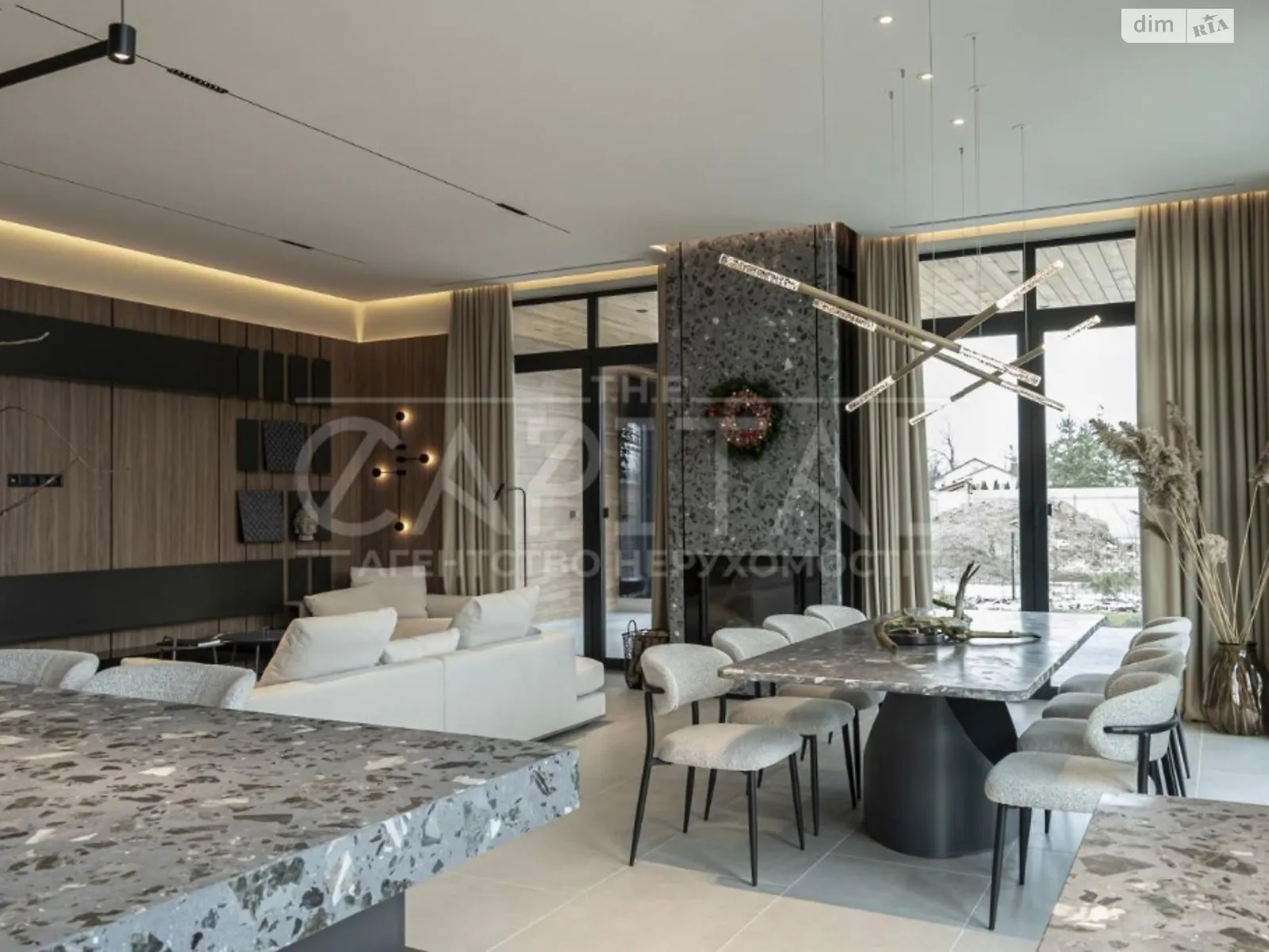 Продается дом на 2 этажа 235 кв. м с беседкой, цена: 650000 $ - фото 1