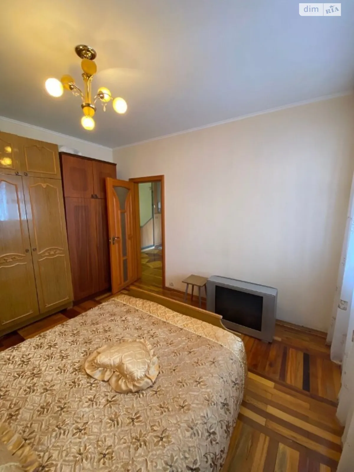 Продается 2-комнатная квартира 73 кв. м в Киеве, ул. Анны Ахматовой, 25 - фото 1
