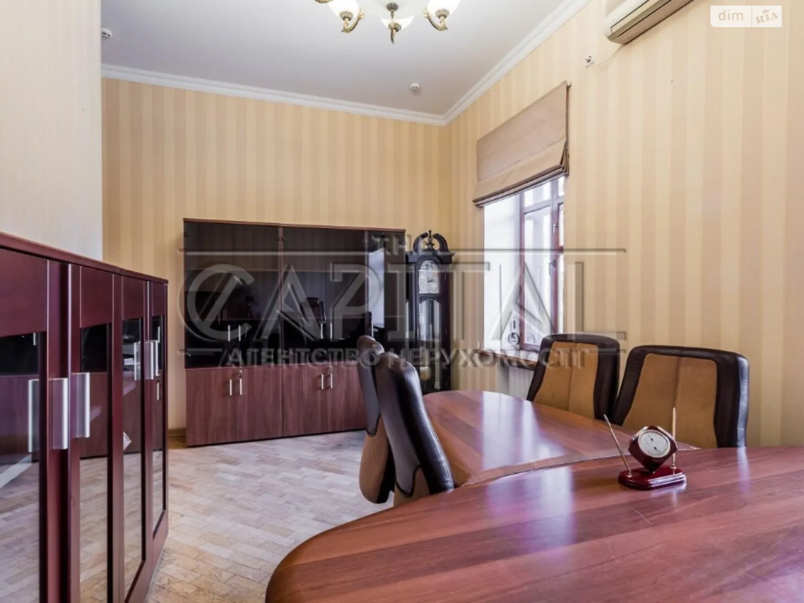 Здається в оренду офіс 124 кв. м в бізнес-центрі, цена: 1050 $ - фото 1