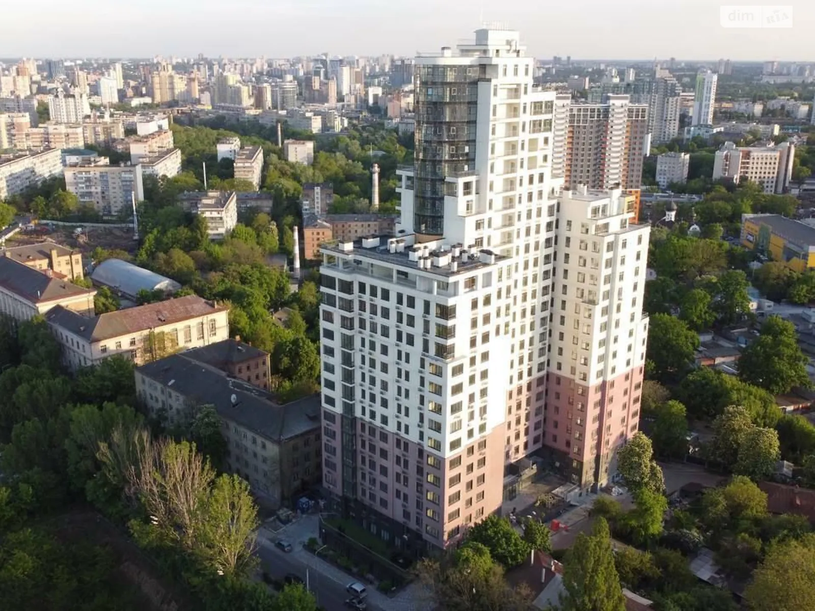 Продається 3-кімнатна квартира 135 кв. м у Києві, вул. Нагірна, 16 - фото 1