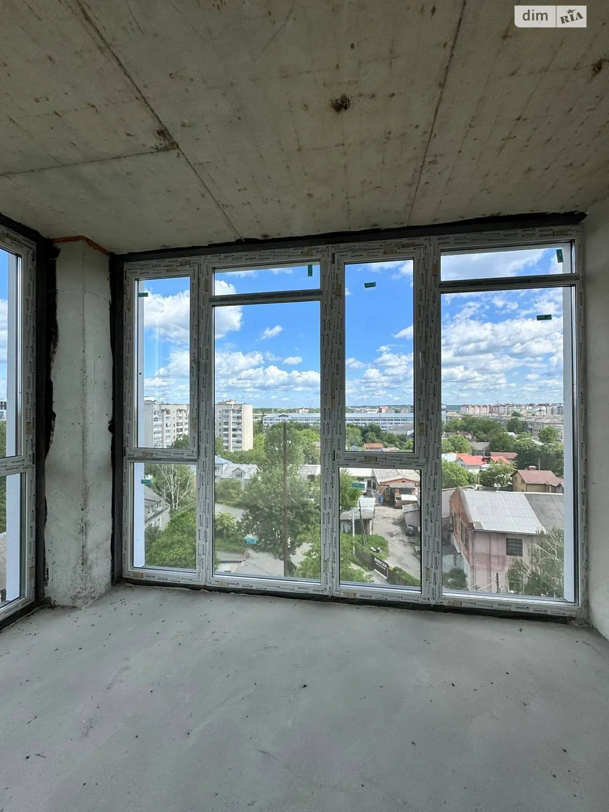 Продается 2-комнатная квартира 71 кв. м в Ивано-Франковске, ул. Млынарская, 19 - фото 1