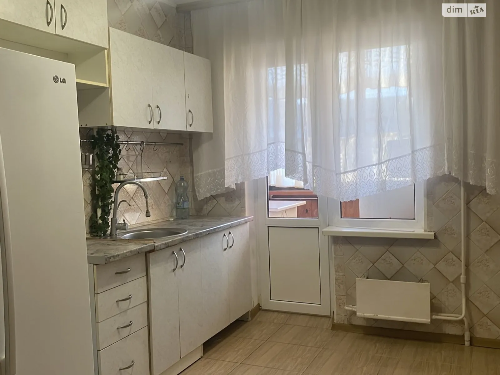 Продается 3-комнатная квартира 63 кв. м в Чернигове, цена: 45000 $ - фото 1