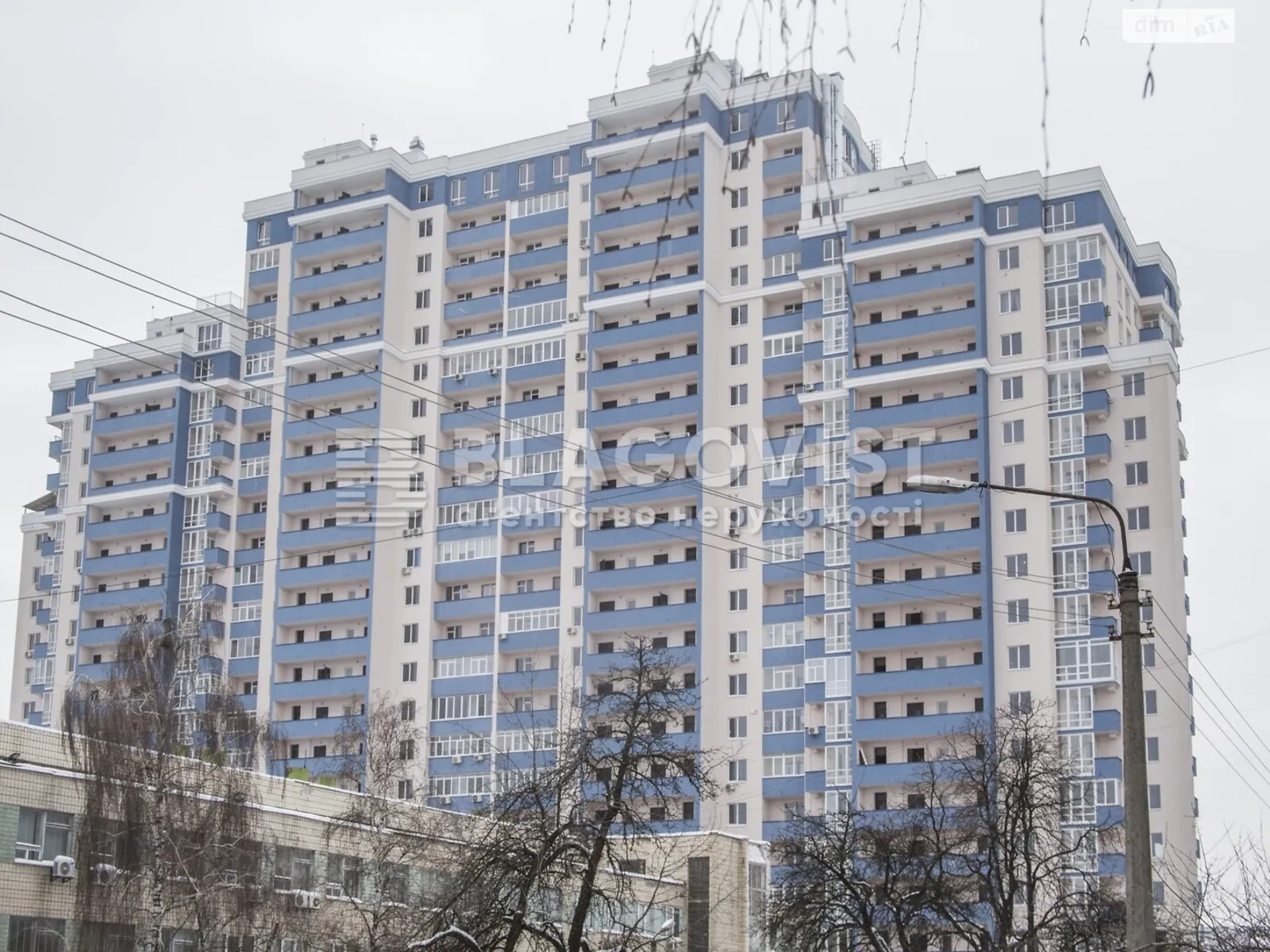 Продается 1-комнатная квартира 60 кв. м в Киеве, ул. Кирилло-Мефодиевская, 2 - фото 1