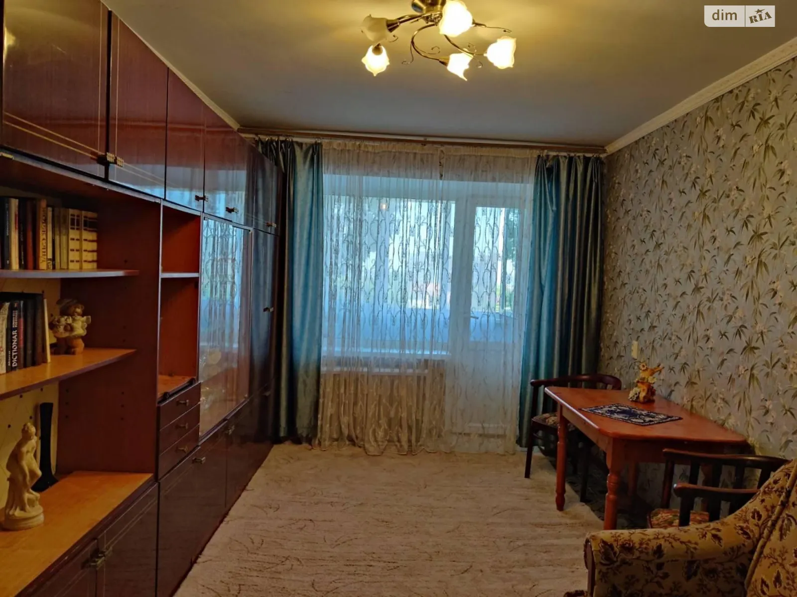 Продается 3-комнатная квартира 58 кв. м в Одессе, просп. Добровольского - фото 1