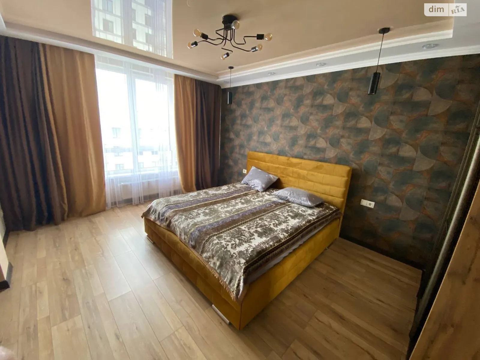 Продается 1-комнатная квартира 52 кв. м в Львове, ул. Замарстиновская, 170П - фото 1