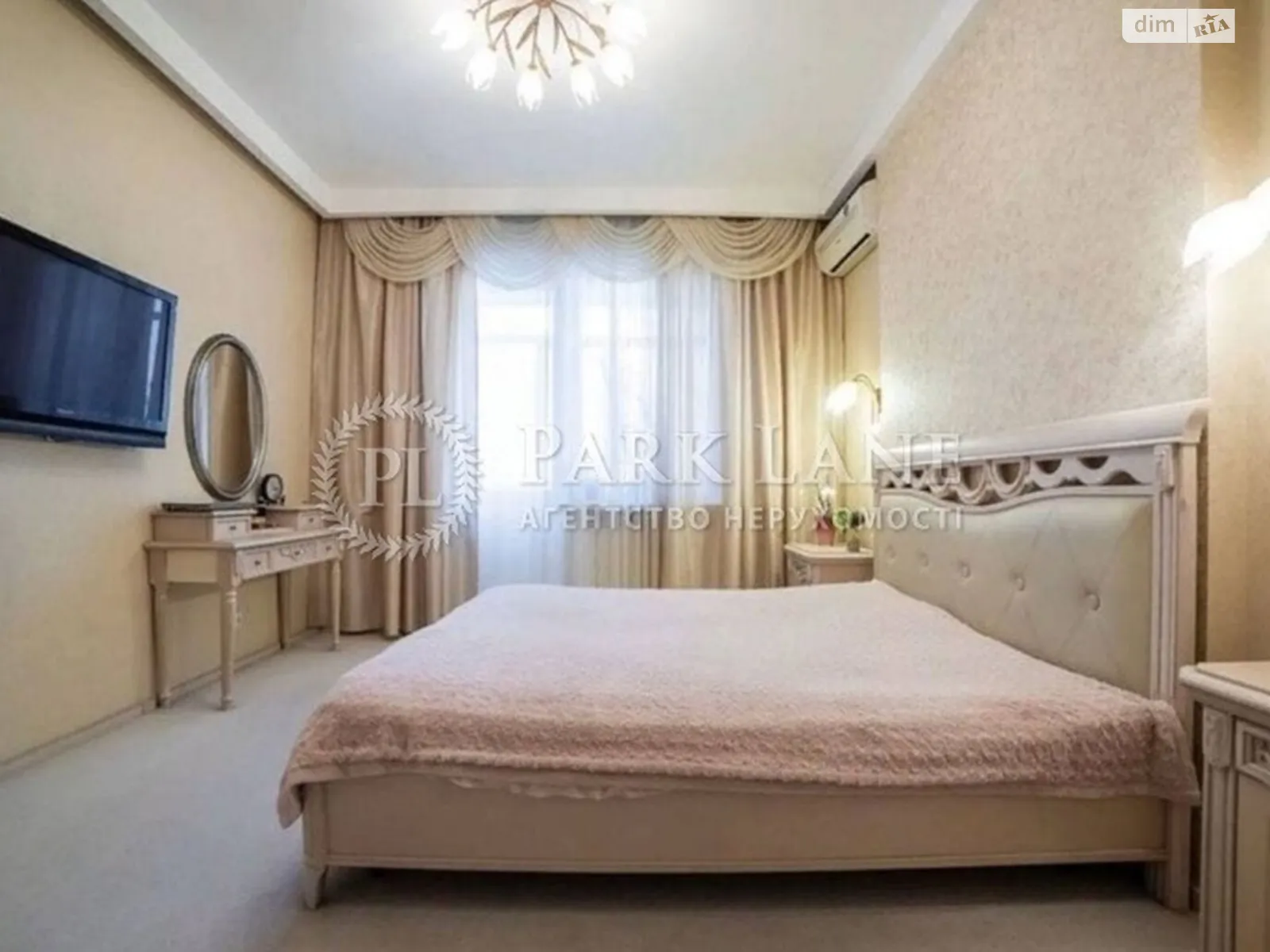 Продается 4-комнатная квартира 156 кв. м в Киеве, просп. Владимира Ивасюка, 4 корпус 4 - фото 1