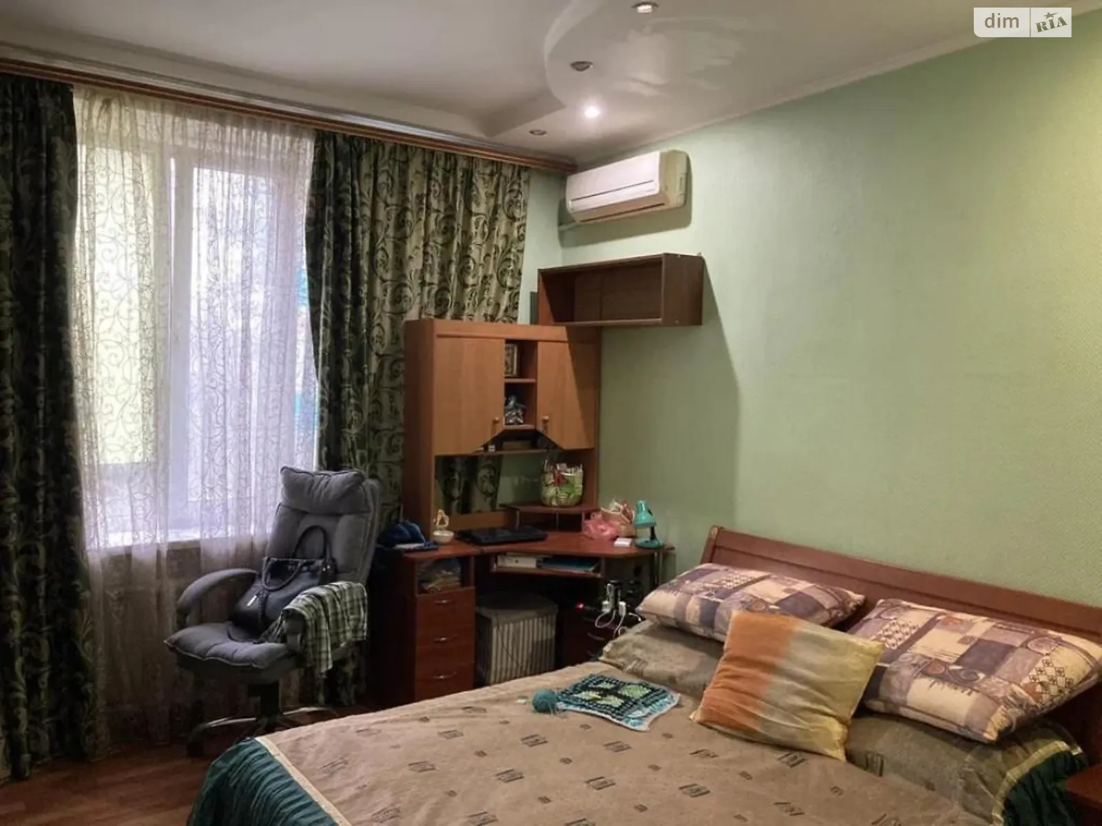Продается 3-комнатная квартира 76 кв. м в Одессе, ул. Фабричная, 1 корпус 3 - фото 1