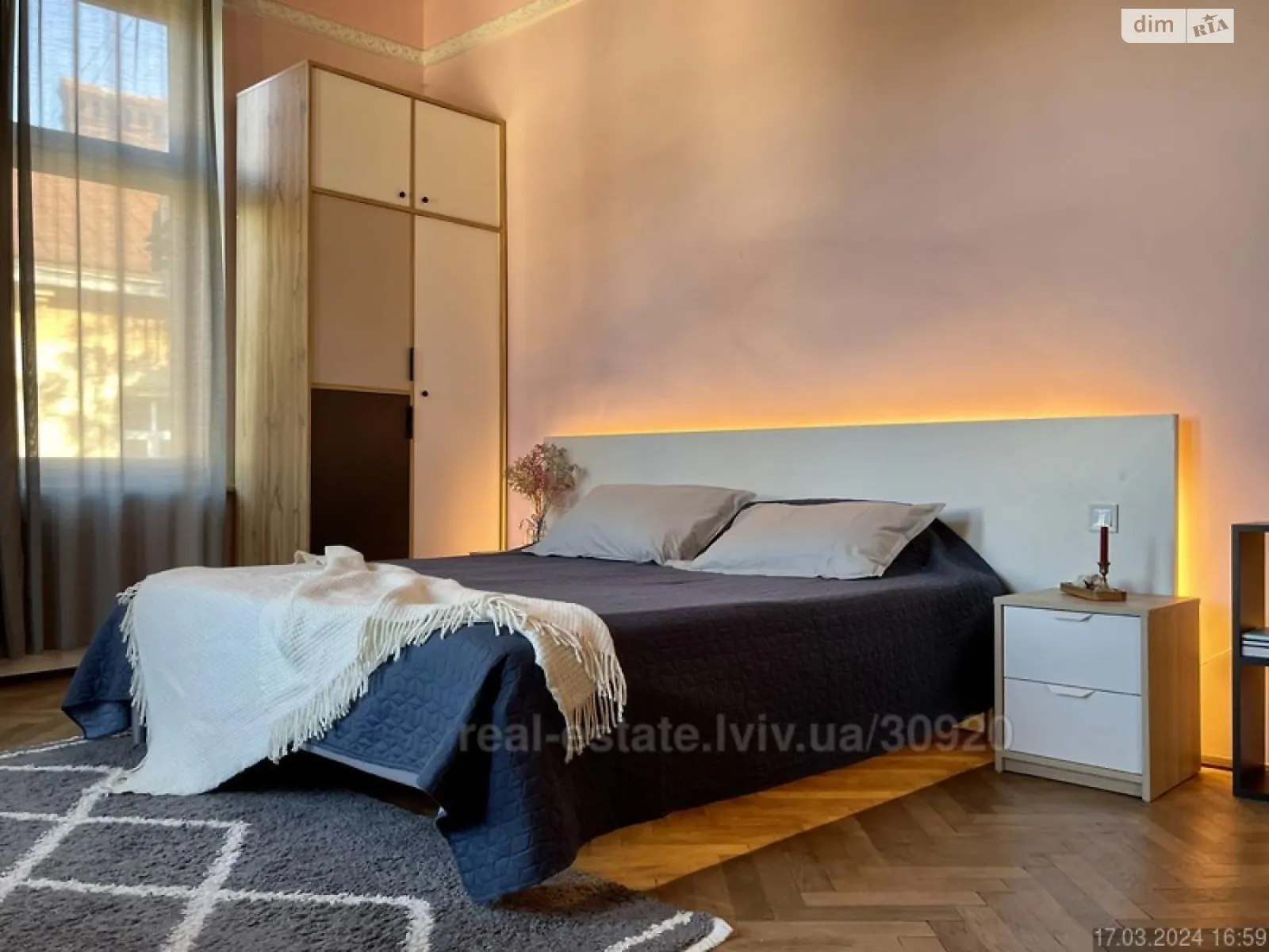 Продается 2-комнатная квартира 67 кв. м в Львове, пл. Князя Святослава - фото 1