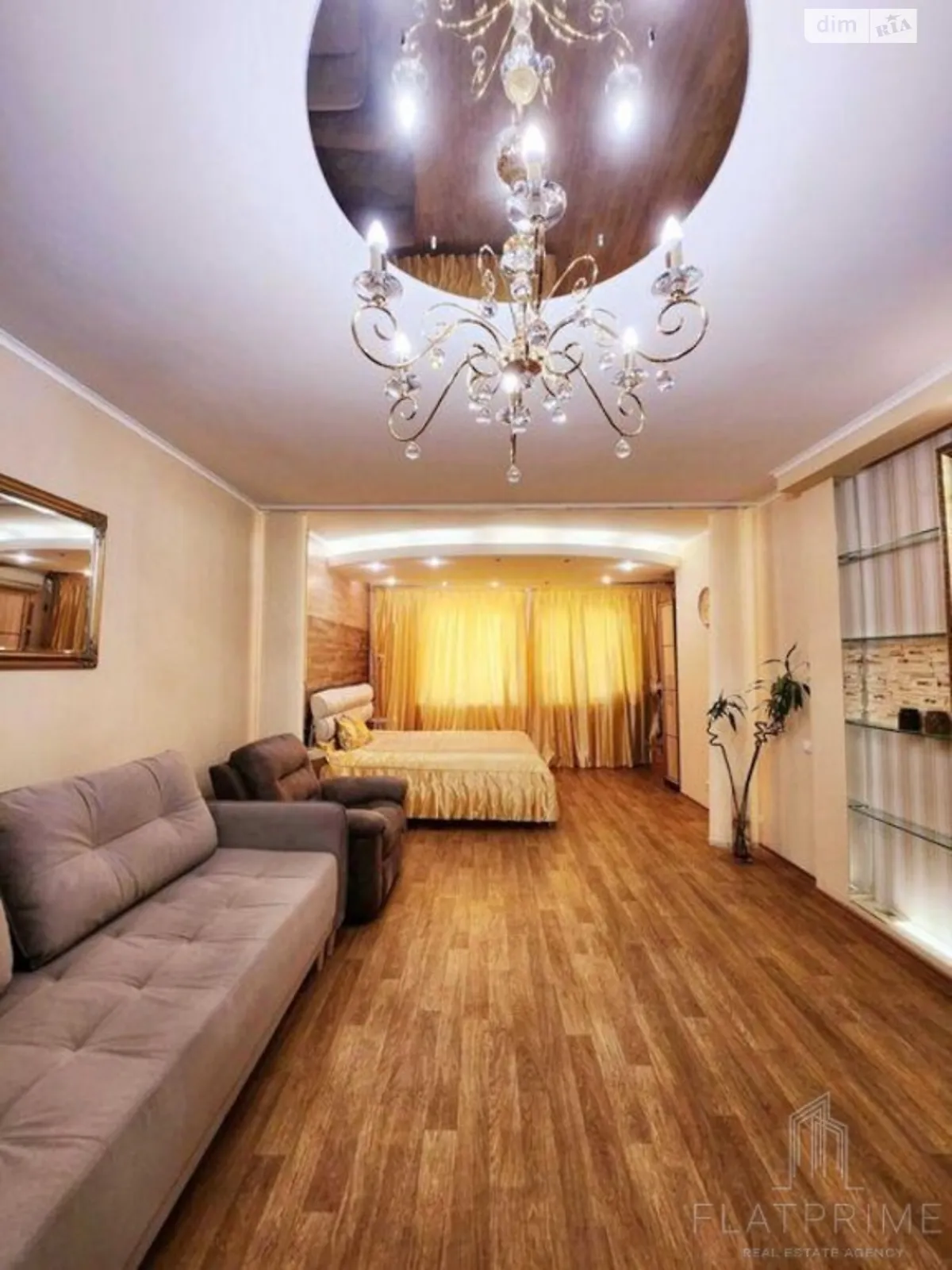 Продается 3-комнатная квартира 130 кв. м в Киеве, ул. Макеевская, 10А - фото 1