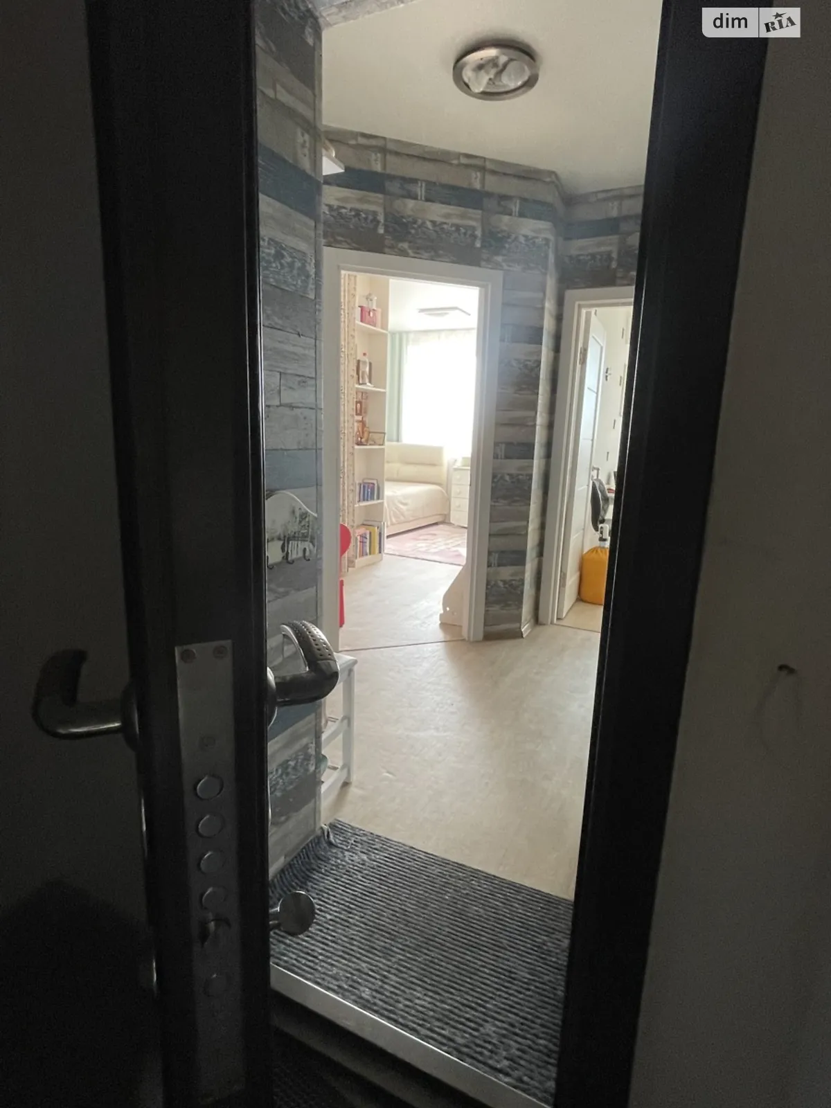 Продается 1-комнатная квартира 49.5 кв. м в Горенке, ул. Садовая - фото 1