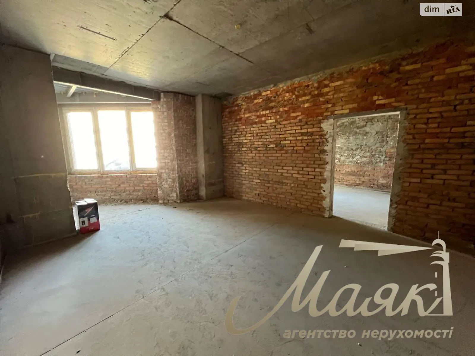 Продается 2-комнатная квартира 134.8 кв. м в Киеве, ул. Андрея Верхогляда(Драгомирова), 14А - фото 1