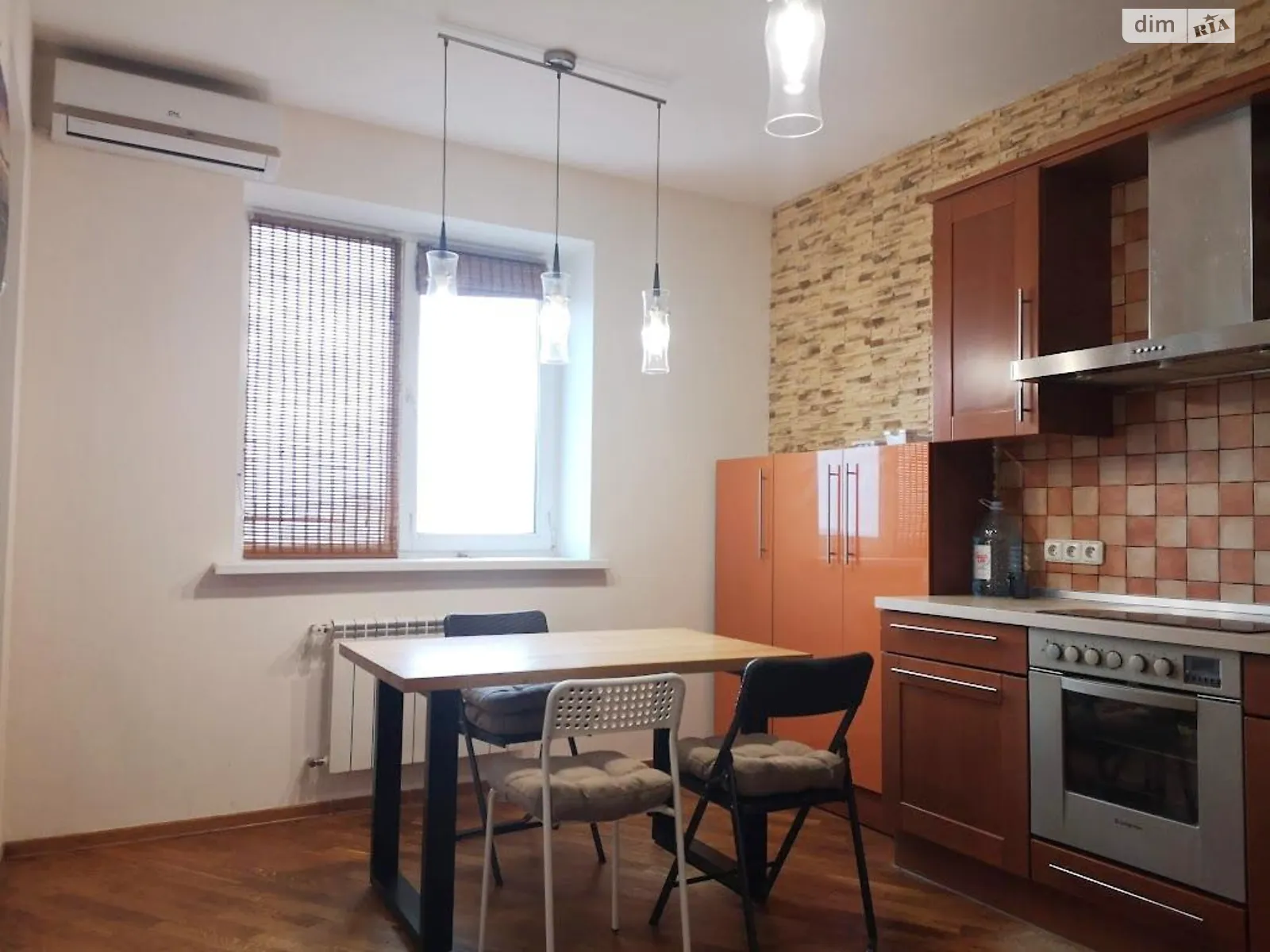 Продается 2-комнатная квартира 79 кв. м в Киеве, ул. Анны Ахматовой, 13 - фото 1