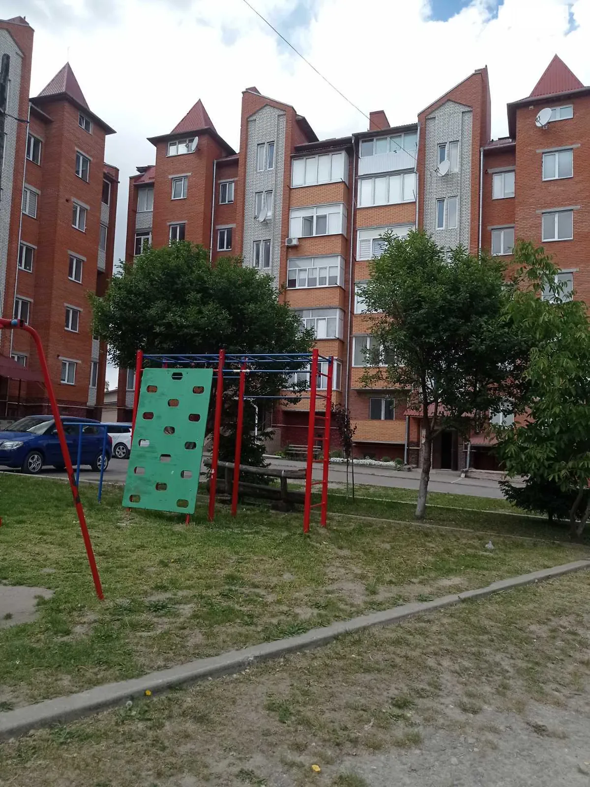 Продається 3-кімнатна квартира 80.4 кв. м у Чорткові, цена: 44000 $ - фото 1