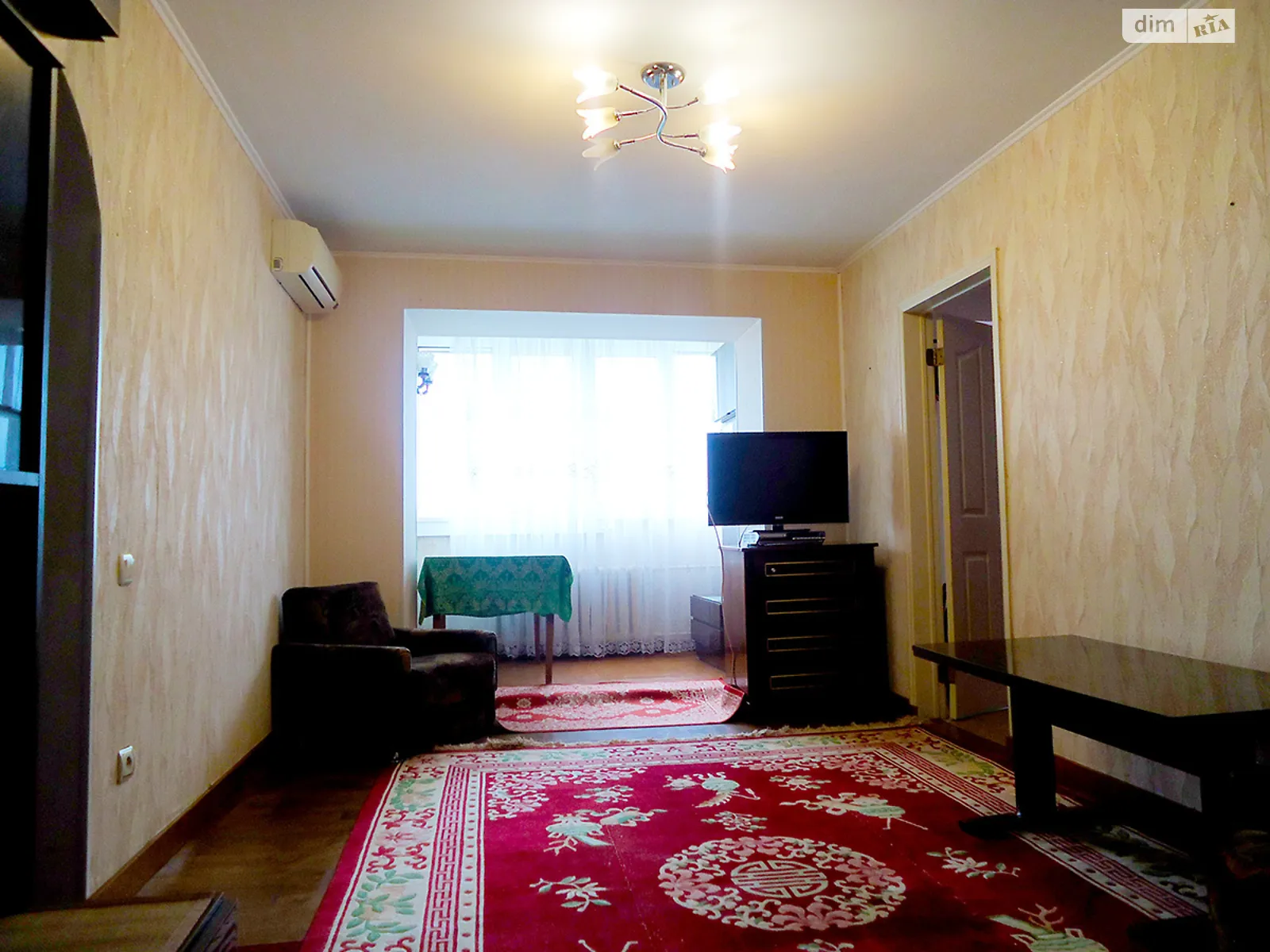 Продается 3-комнатная квартира 61.9 кв. м в Кривом Роге, ул. Свято-Николаевская(Ленина), 24 - фото 1