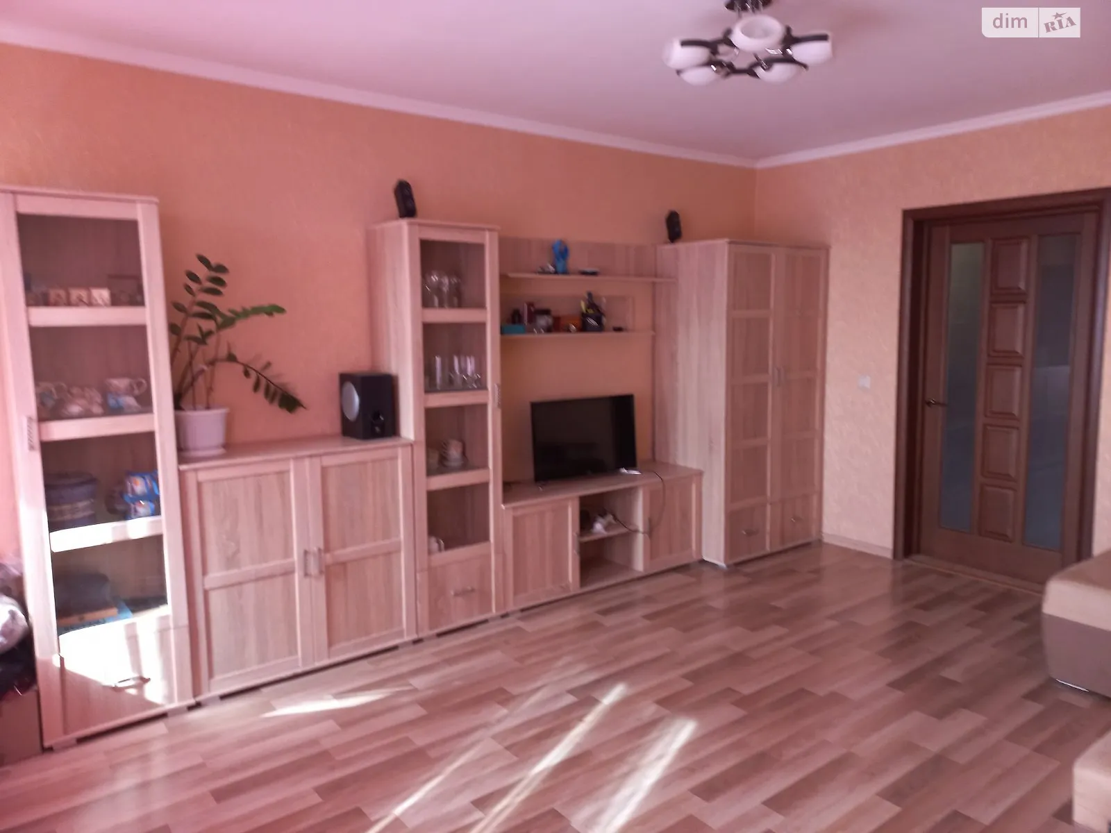 Продается 1-комнатная квартира 46 кв. м в Броварах, ул. Михаила Грушевского, 23 - фото 1