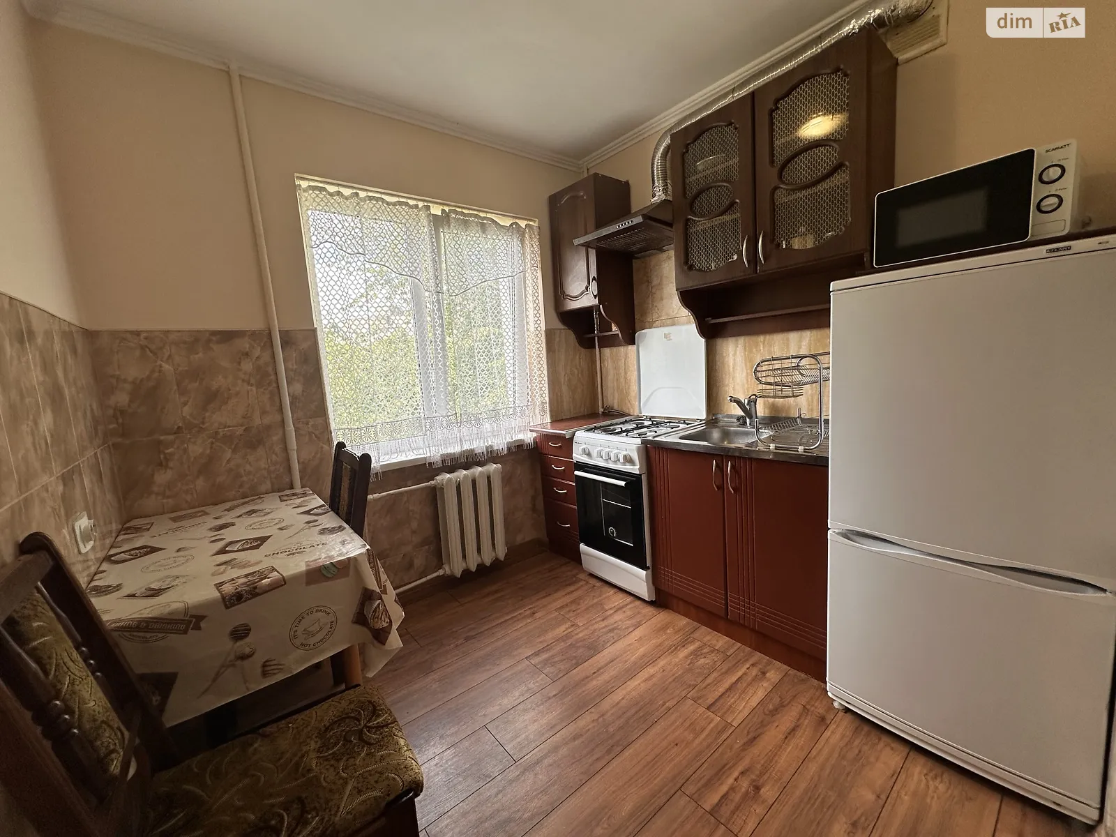 Сдается в аренду 1-комнатная квартира 31 кв. м в Черновцах, цена: 250 $ - фото 1