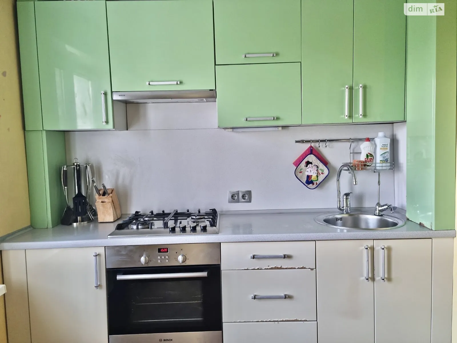 4-кімнатна квартира 100.62 кв. м у Запоріжжі, вул. Шкільна - фото 1