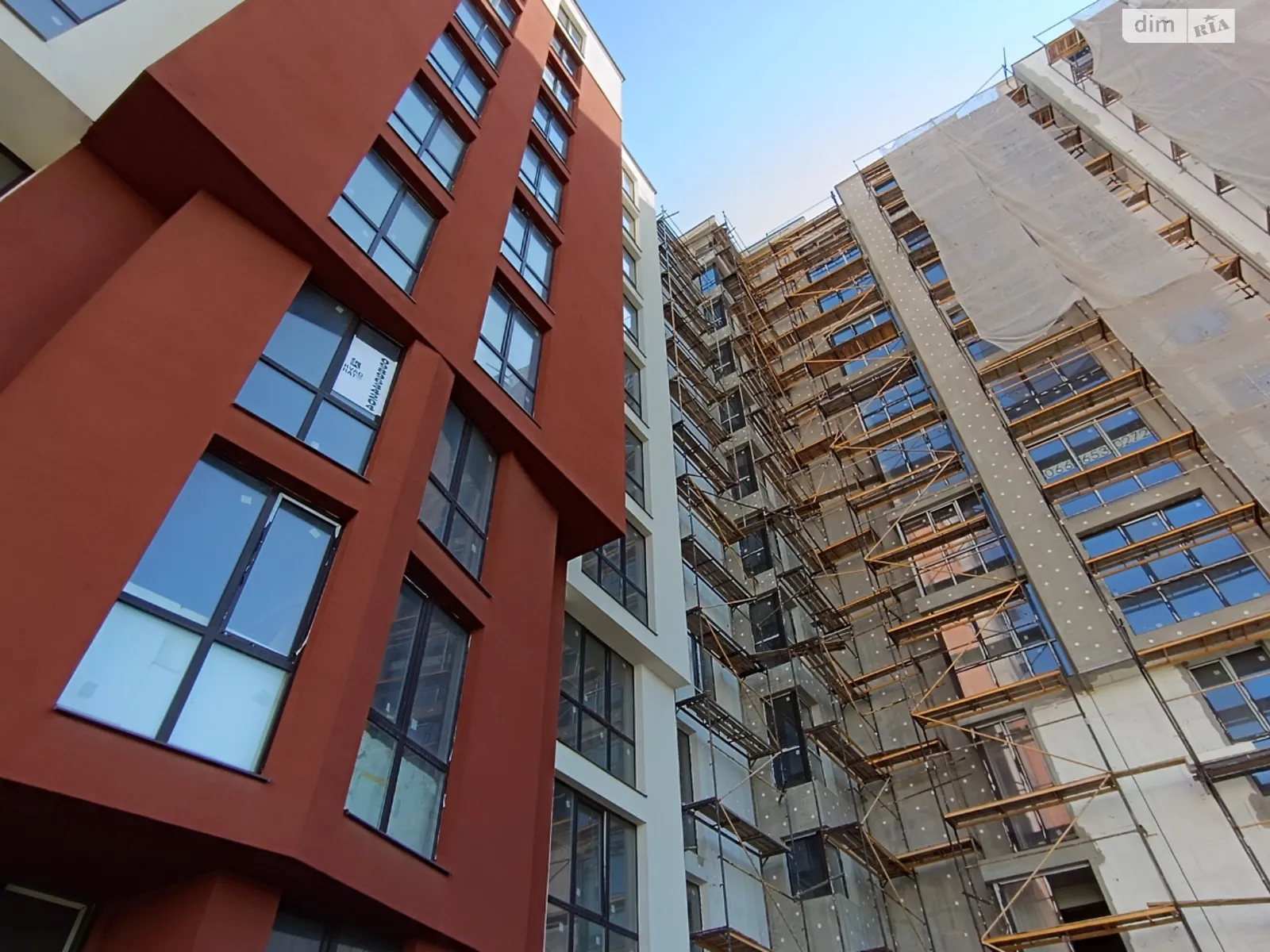 Продается 1-комнатная квартира 42 кв. м в Ивано-Франковске, цена: 1226400 грн - фото 1
