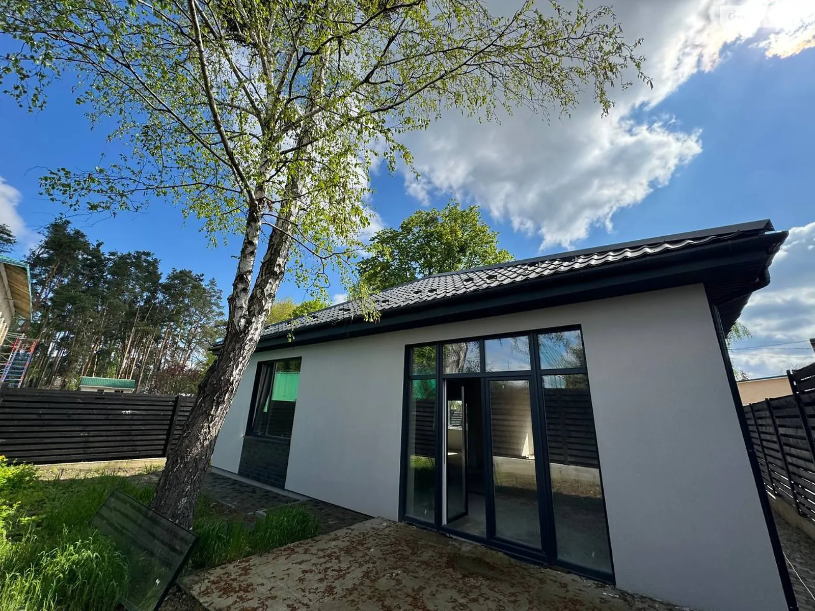 Продається будинок 2 поверховий 120 кв. м з гаражем, цена: 145000 $ - фото 1