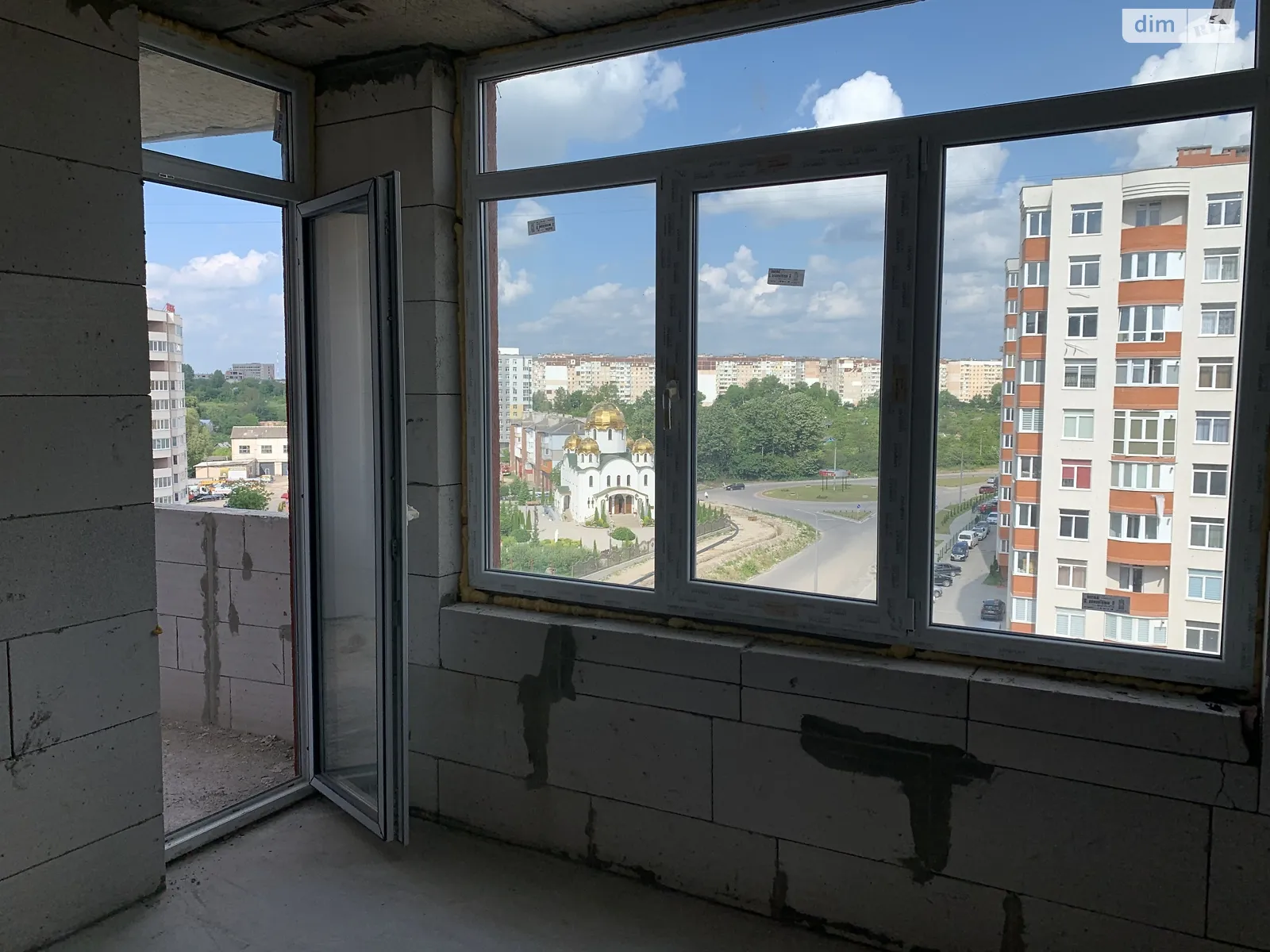 1-комнатная квартира 61 кв. м в Тернополе, ул. Смакулы - фото 1