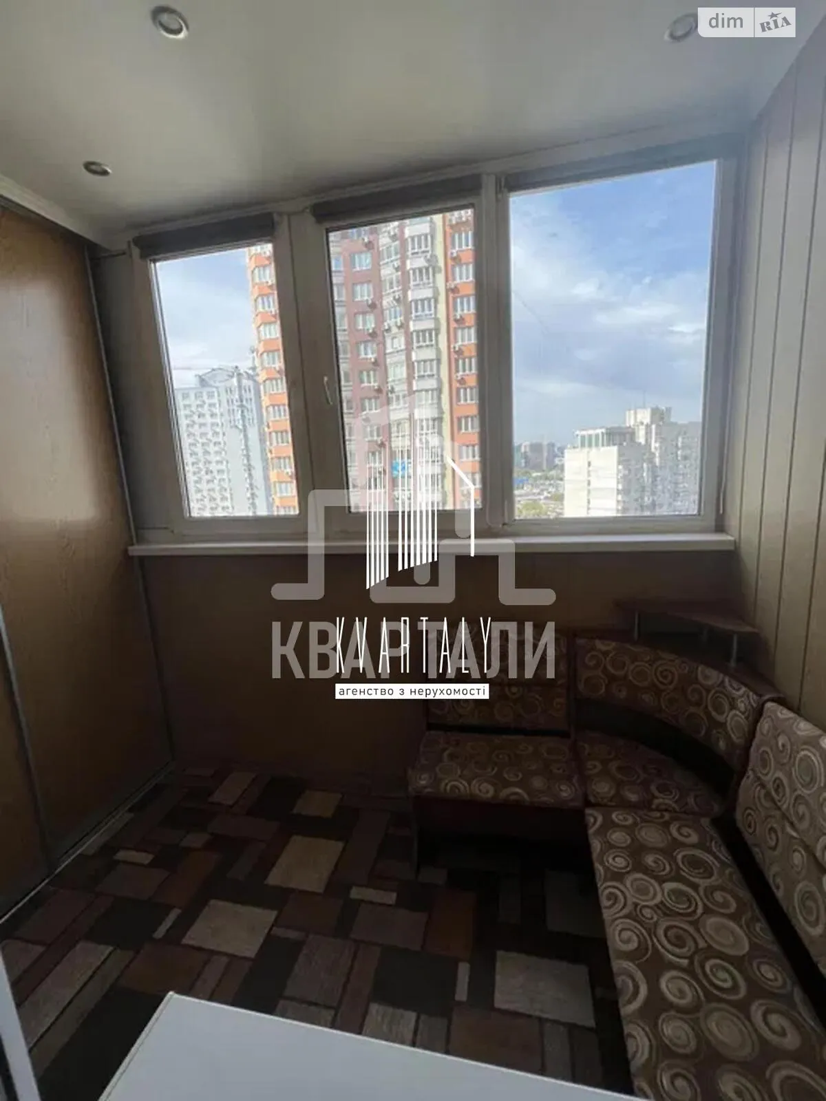 Сдается в аренду 2-комнатная квартира 69 кв. м в Киеве, ул. Урловская, 38 - фото 1