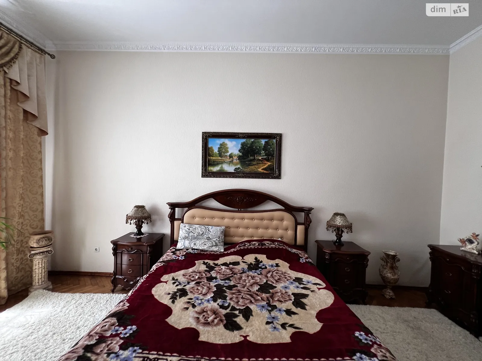 Продается 3-комнатная квартира 80 кв. м в Черновцах - фото 1