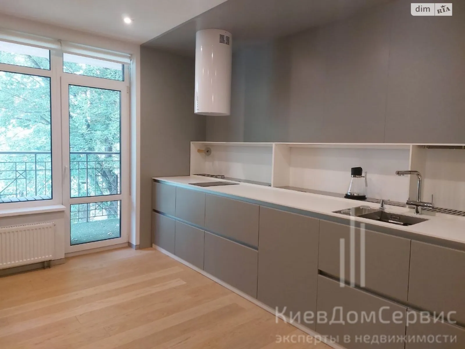 Продается 2-комнатная квартира 71.6 кв. м в Киеве, ул. Златоустовская - фото 1