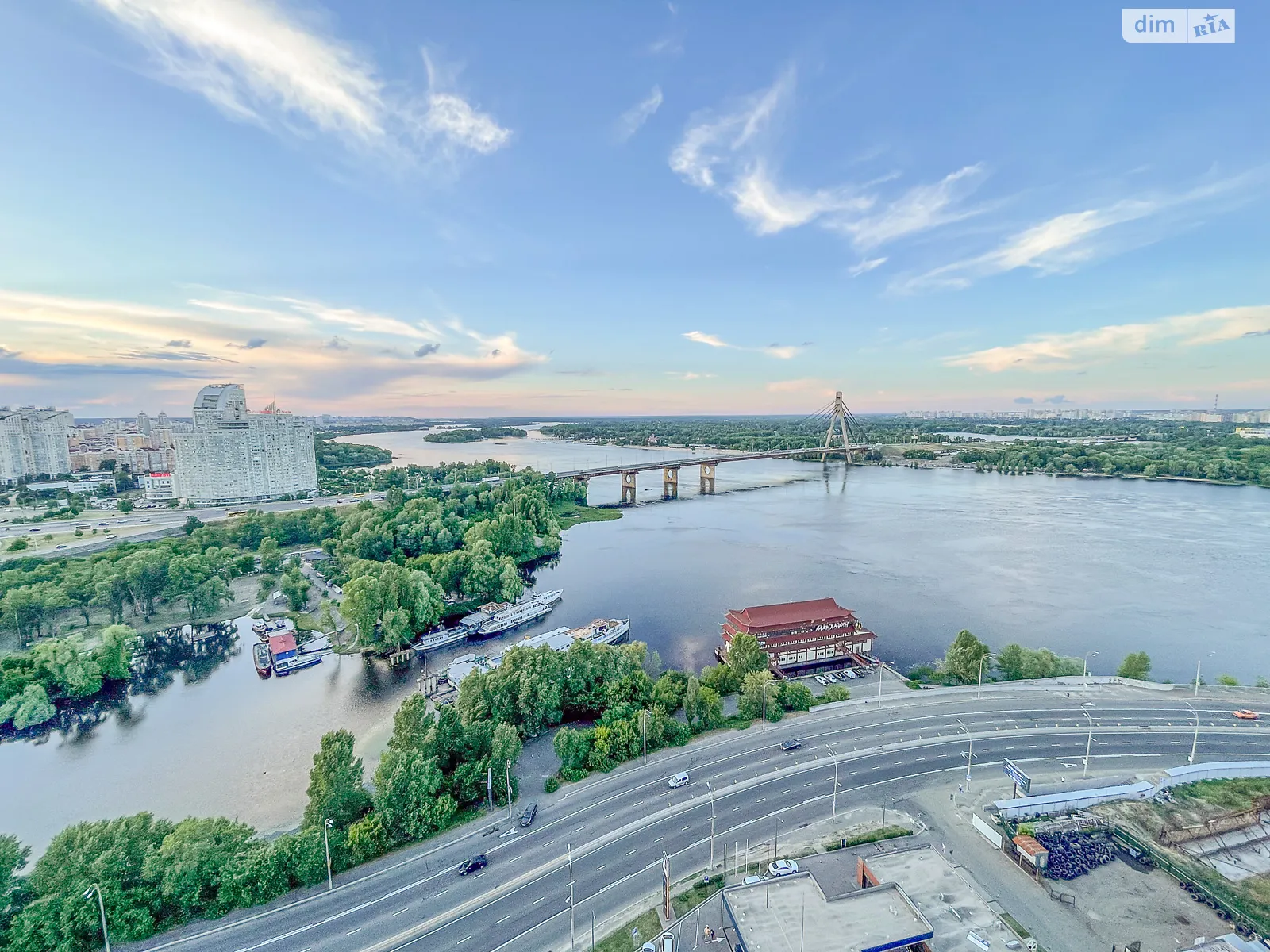 Продається 3-кімнатна квартира 88.6 кв. м у Києві, цена: 129000 $ - фото 1
