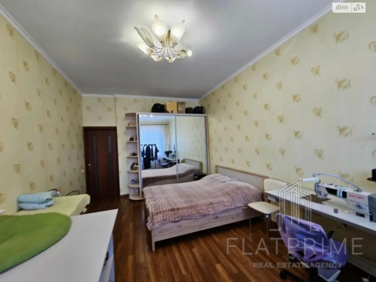 Продается 3-комнатная квартира 91 кв. м в Киеве, ул. Николая Лаврухина, 6 - фото 1