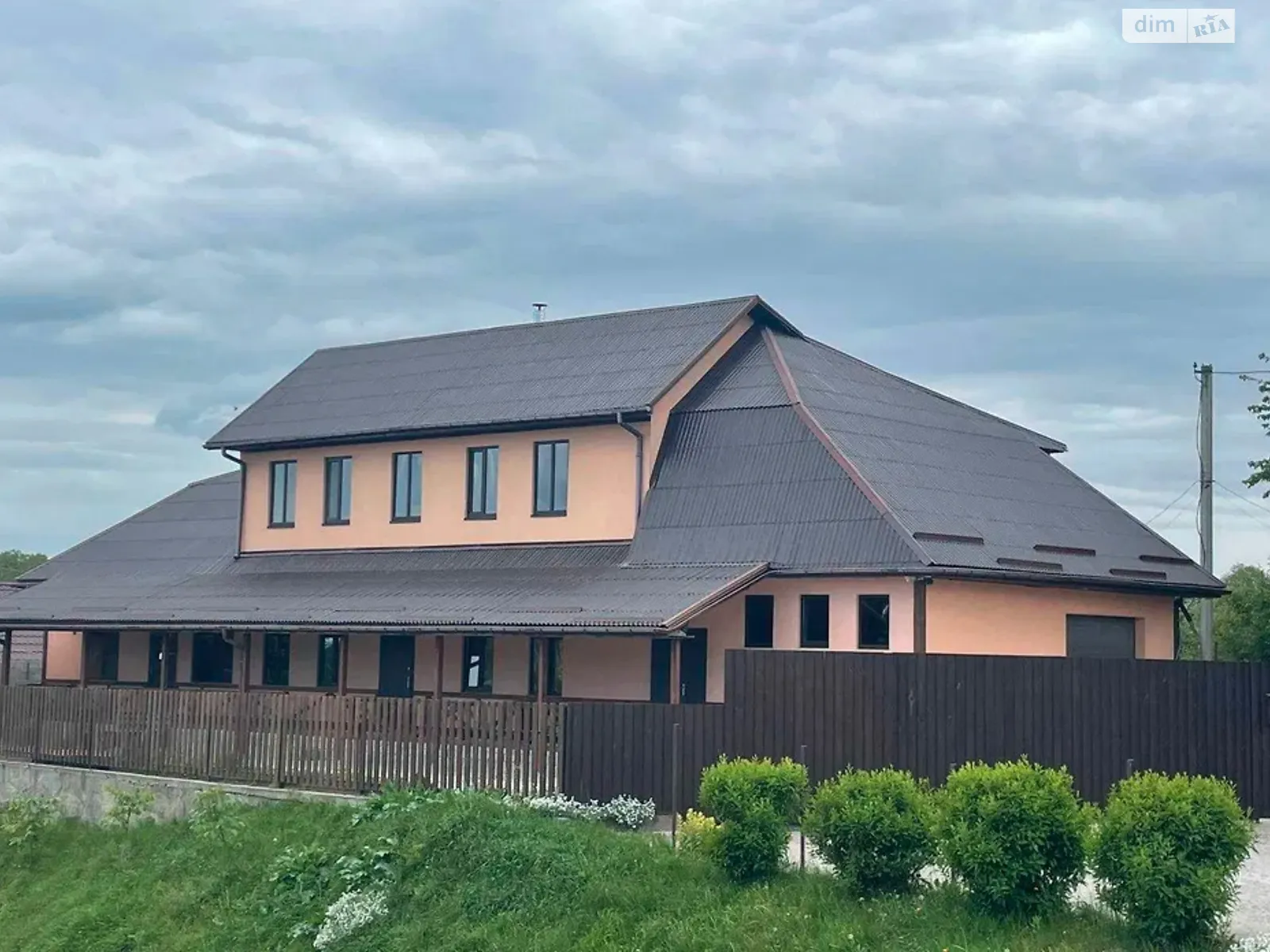 Продається будинок 2 поверховий 365 кв. м з садом, цена: 120000 $ - фото 1